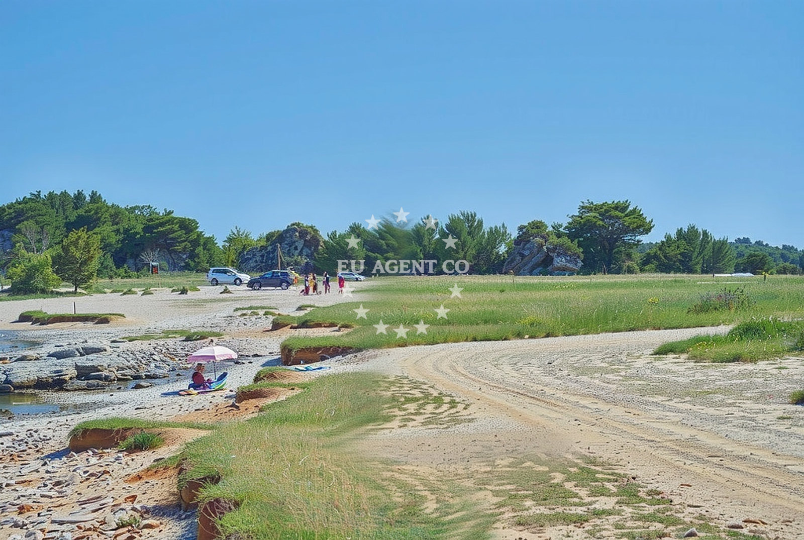 Beach facilities and surroundings at Škokovica, Premantura Beach in Škokovica