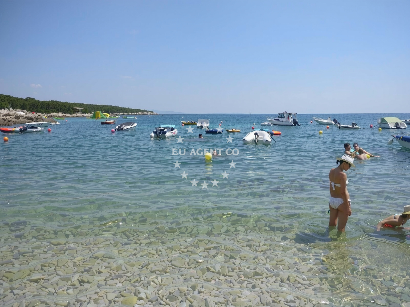 Additional view of Skrila beach in 136, Kavran