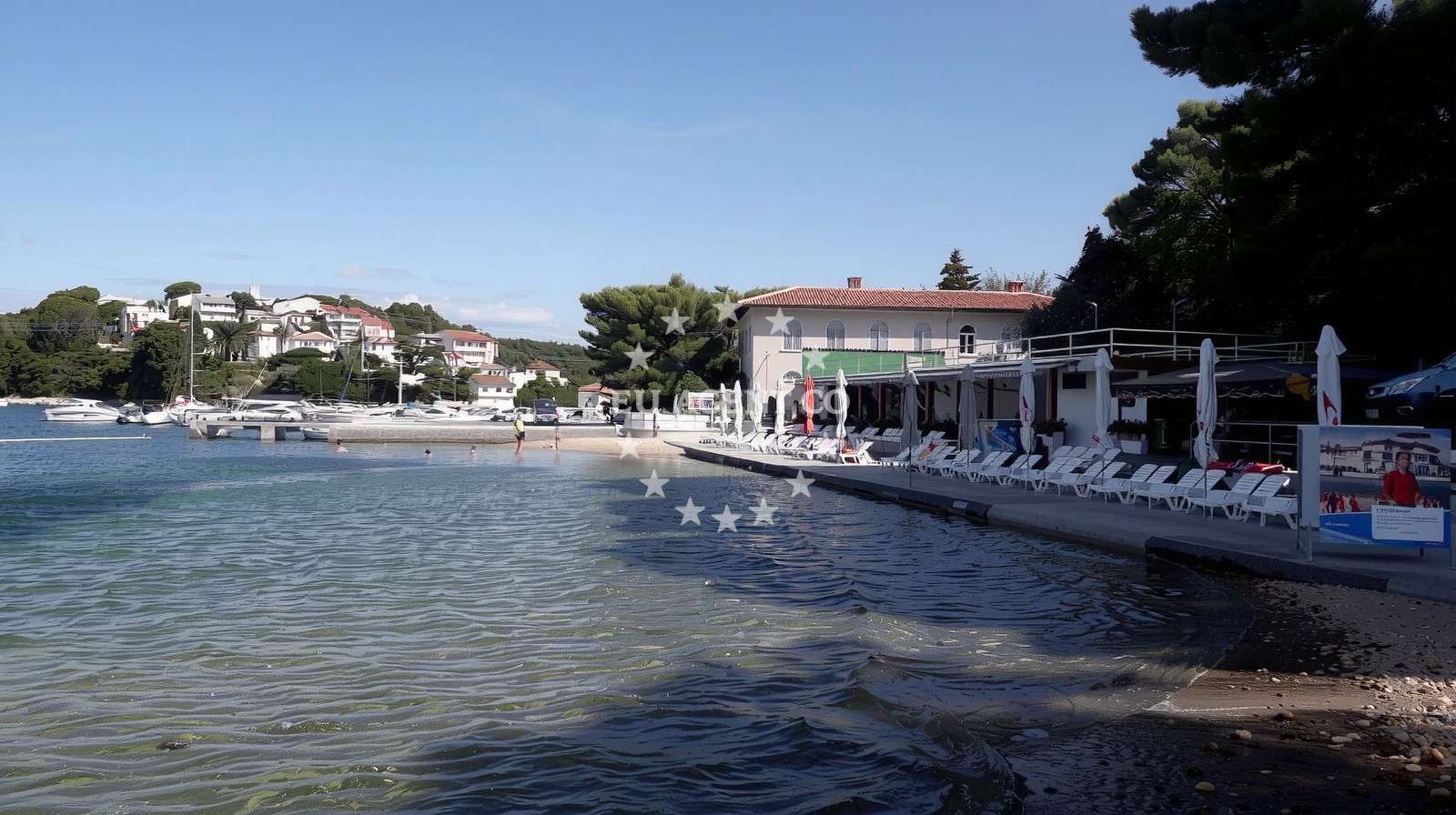Sea and coastal view of Skver beach in Palit 235, Rab