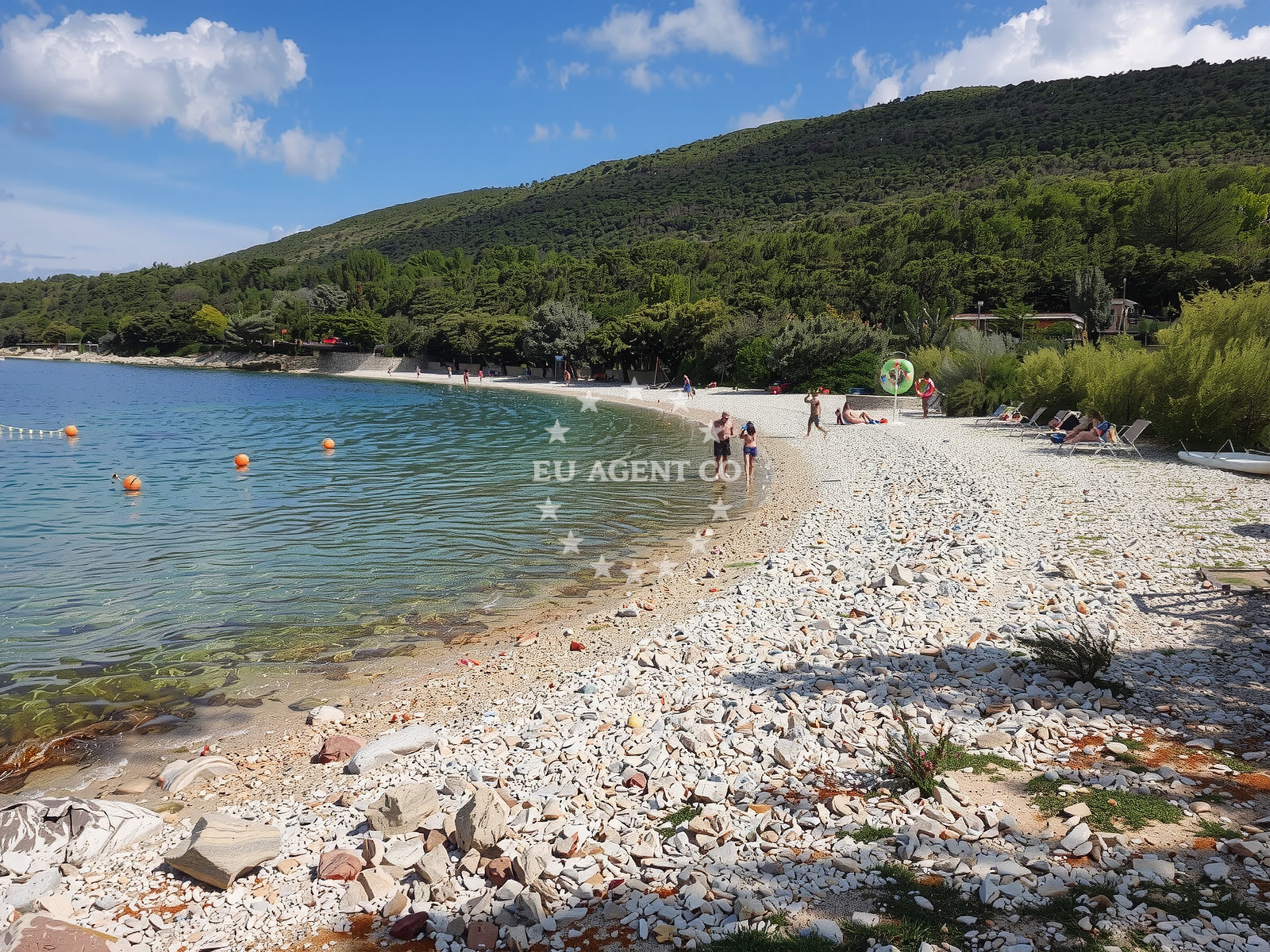 Shoreline and swimming area at Slatina beach in Martiniscica 19F , Martinšćica