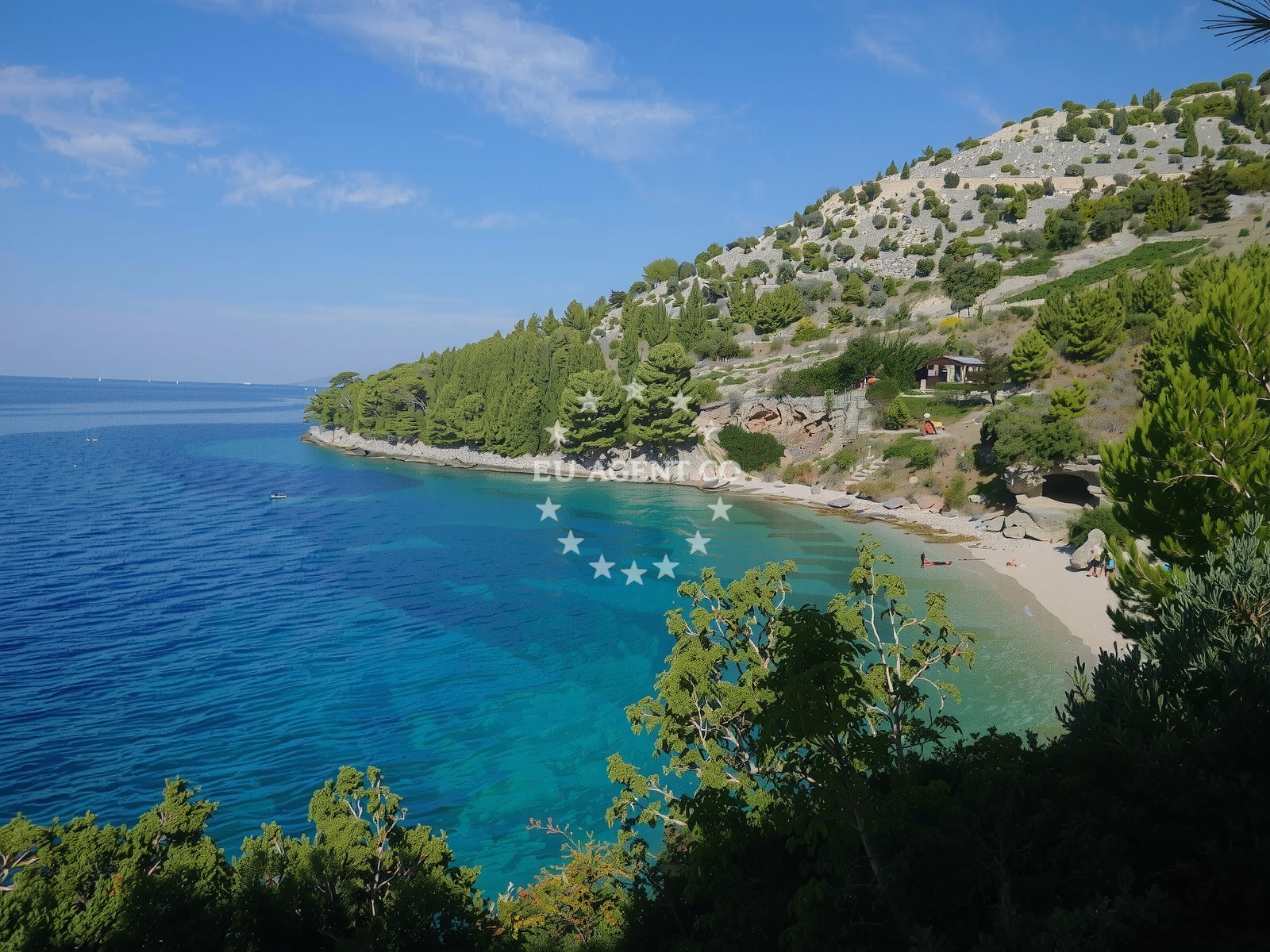 Sea and coastal view of Slatina beach in Put Zlatnog rata b.b., Bol