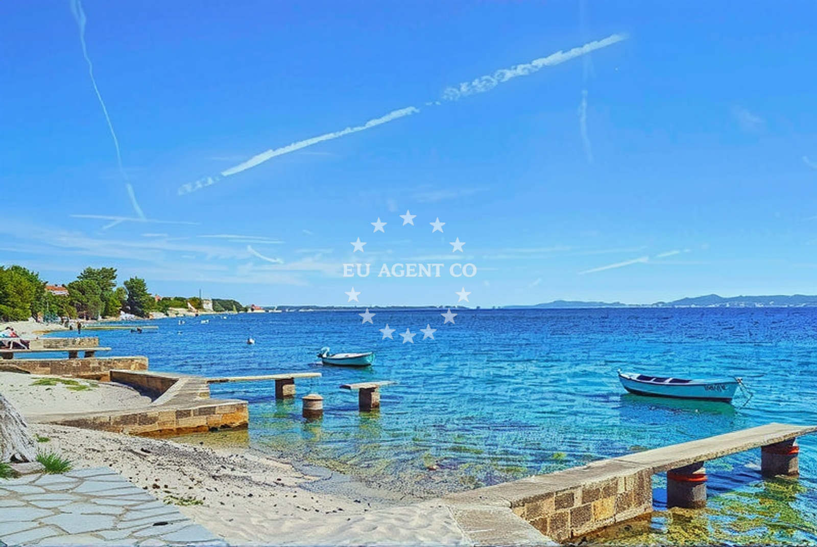 Beach facilities and surroundings at Smokvica, Kožino Beach in Smokvica