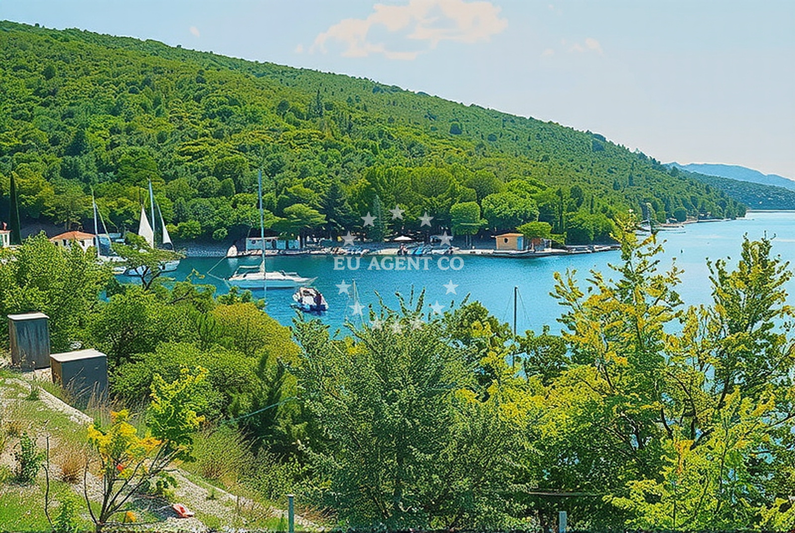 Shoreline and swimming area at Šmrika: beaches and coves (1) in Šmrika