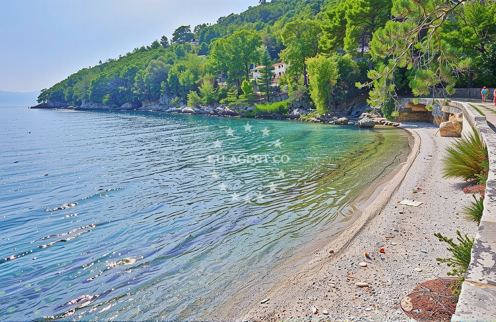 Shoreline and swimming area at Smrska, Bogomolje (Hvar) Beach in Smrska