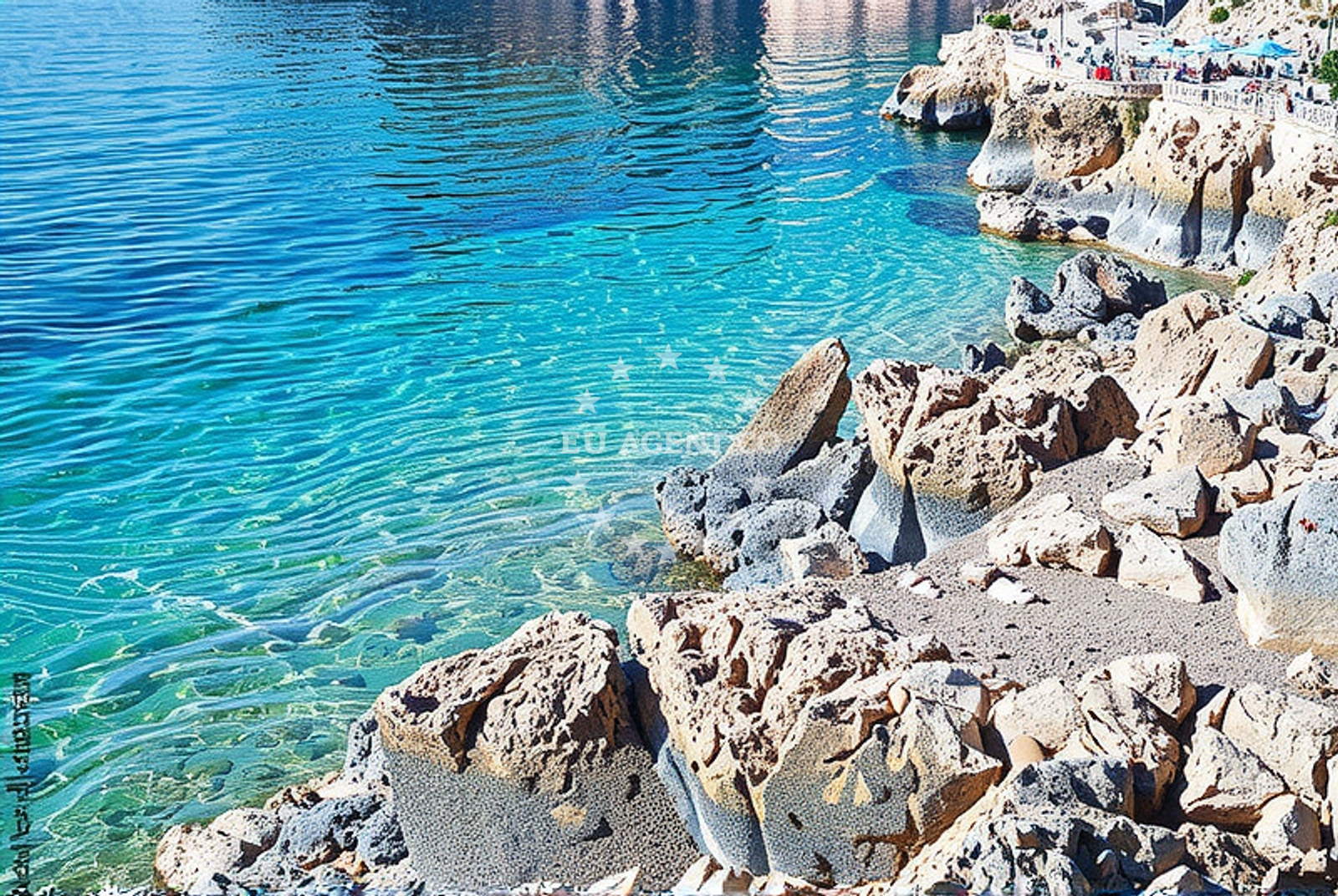 Overview of Solarić, Makarska Beach in Solarić