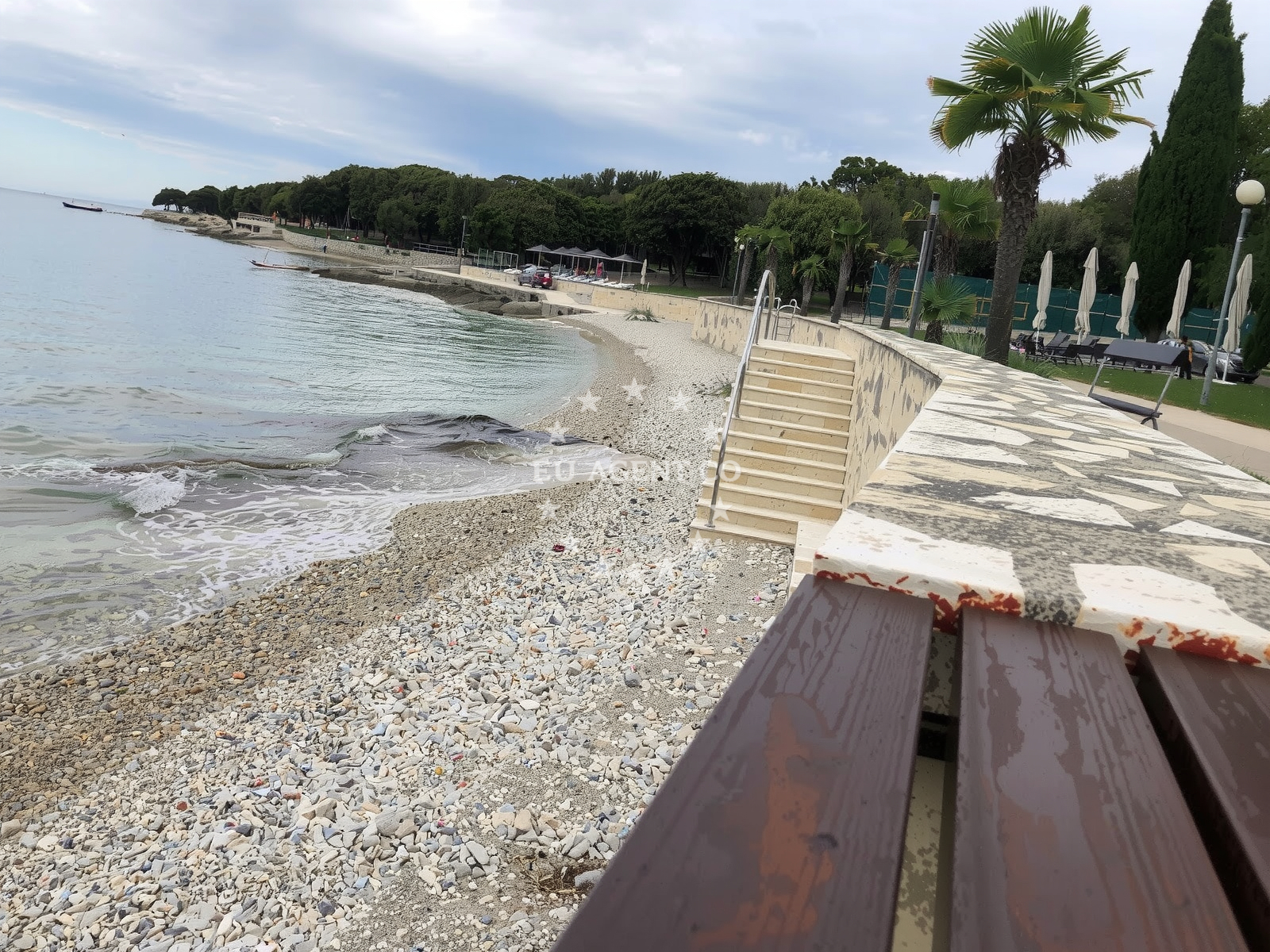 Beach facilities and surroundings at Solaris beach in Camping Solaris 1, Poreč
