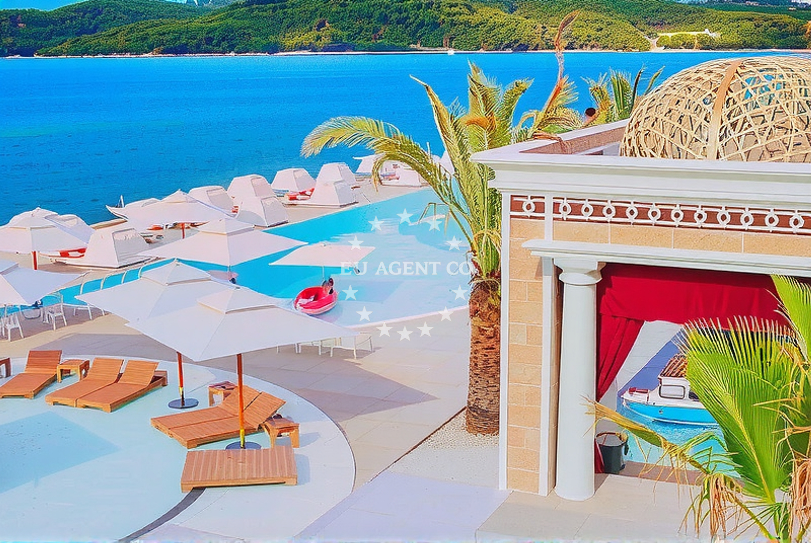 Shoreline and swimming area at Solaris Club Beach, Šibenik Beach in Solaris Club Beach