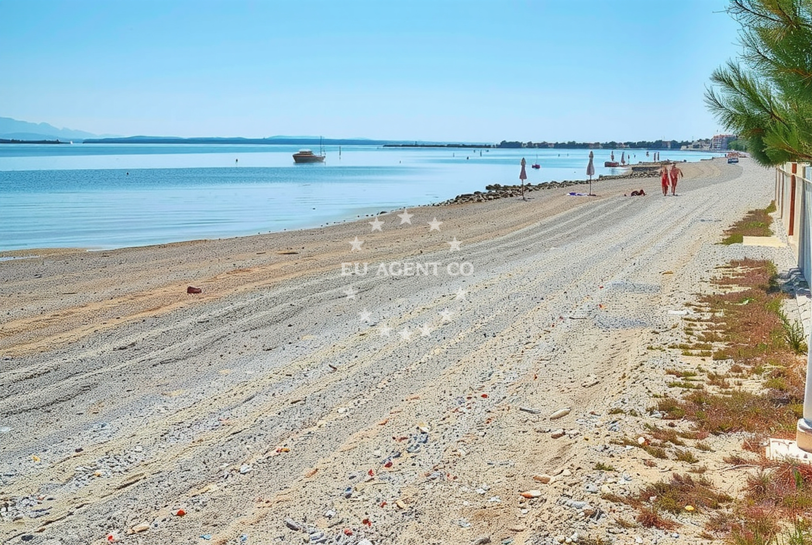 Additional view of Soldatica Beach in Soldatica 3/IV, Vir