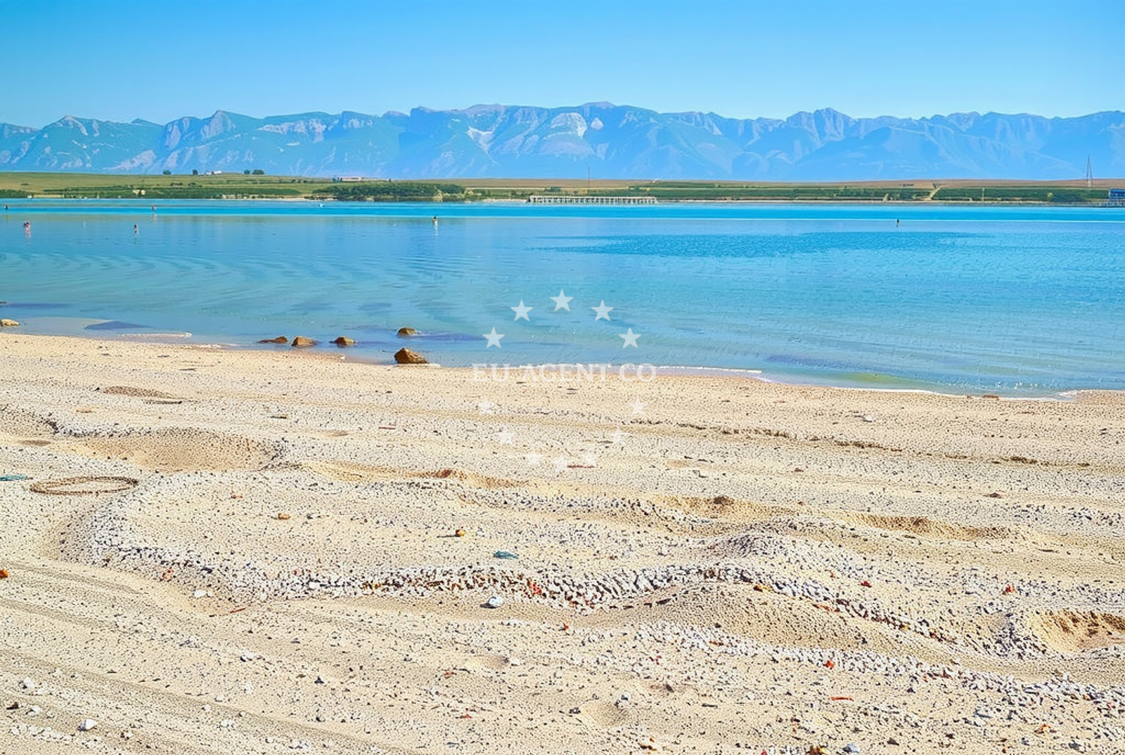 Additional view of Soldatica Beach in Soldatica 3/IV, Vir