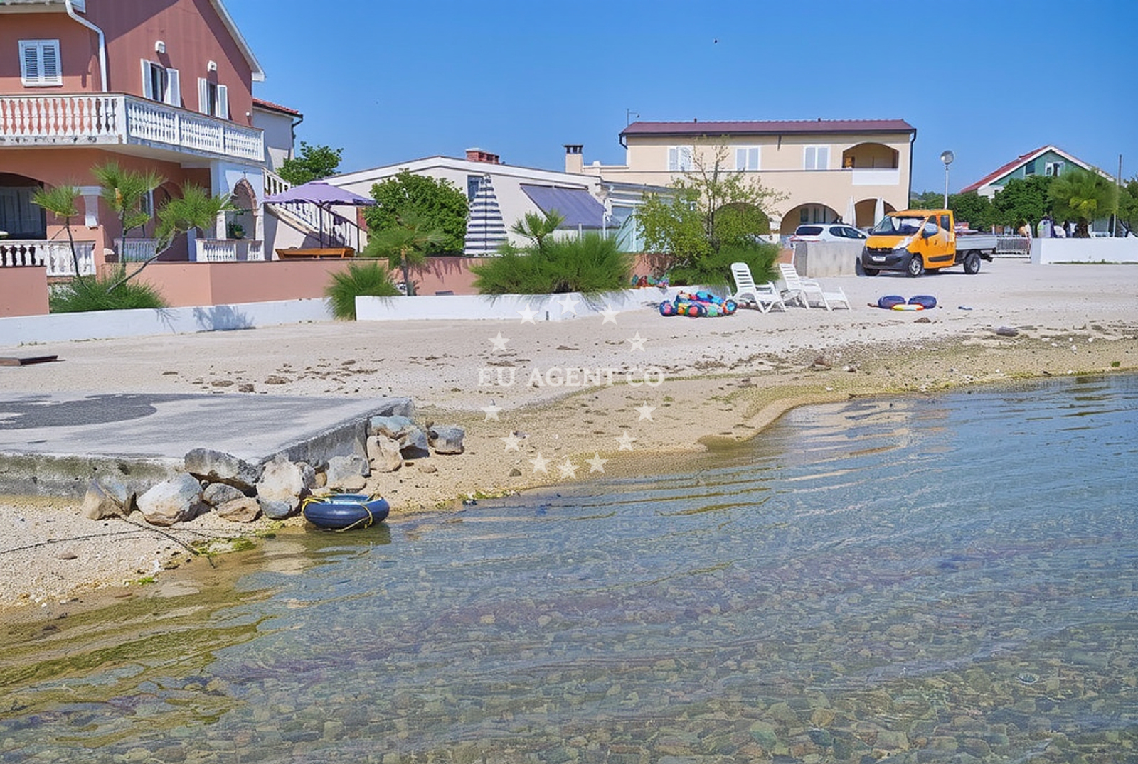 Additional view of Soldatica sredina, Vir (Vir) Beach in Soldatica sredina