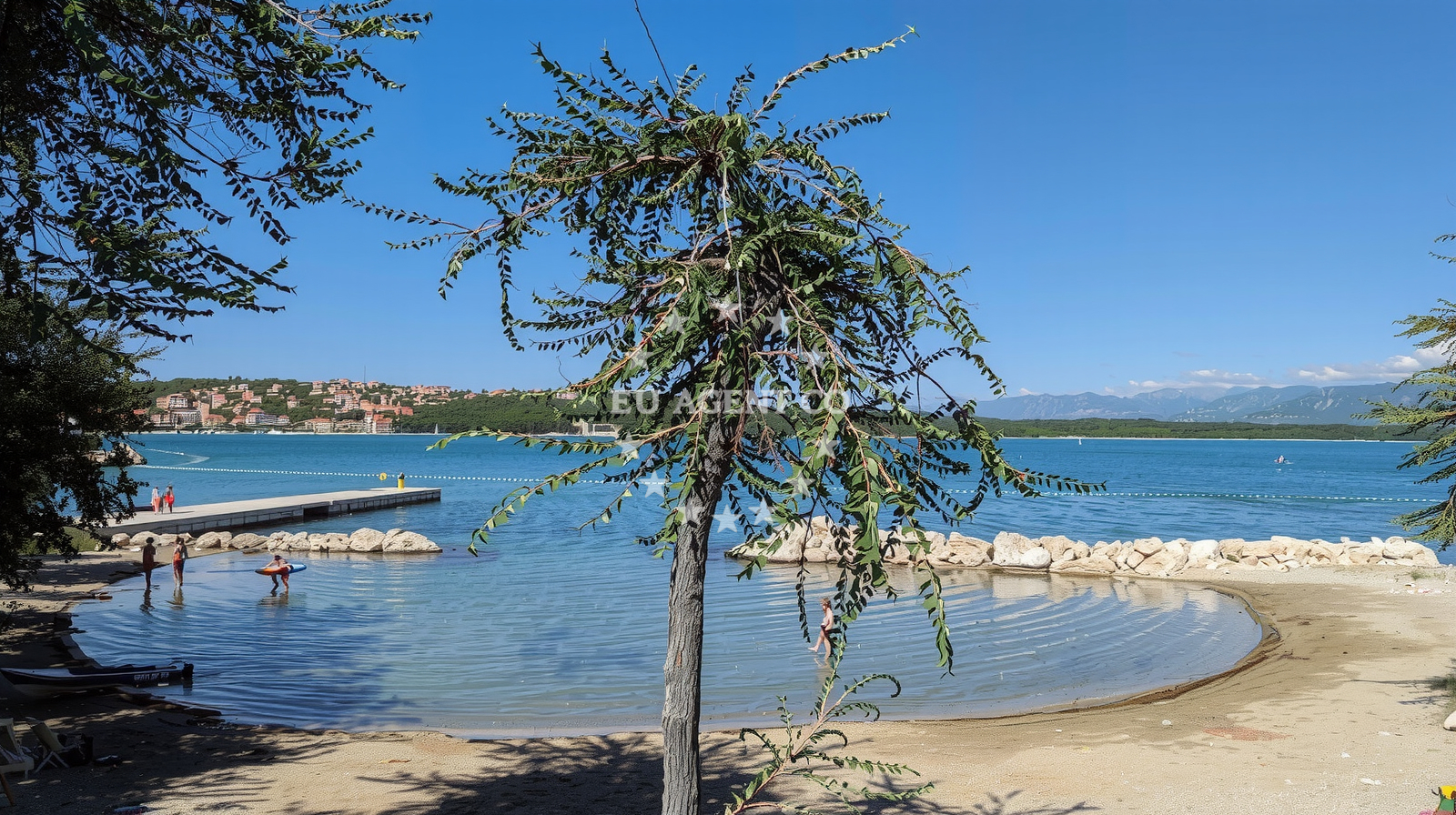 Additional view of Soline Bay in ?i?i?i 315, Čižići