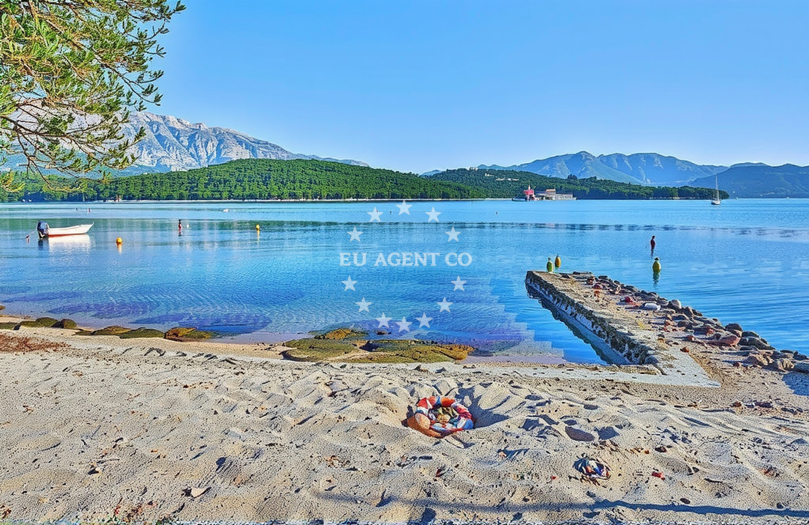Shoreline and swimming area at Soline, Korčula (Korčula) Beach in Soline
