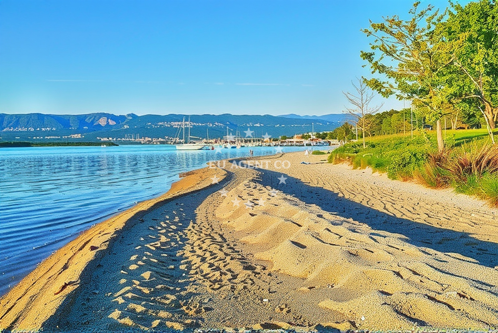 Beach facilities and surroundings at Soline, Soline (Dobrinj) (Krk) Beach in Soline