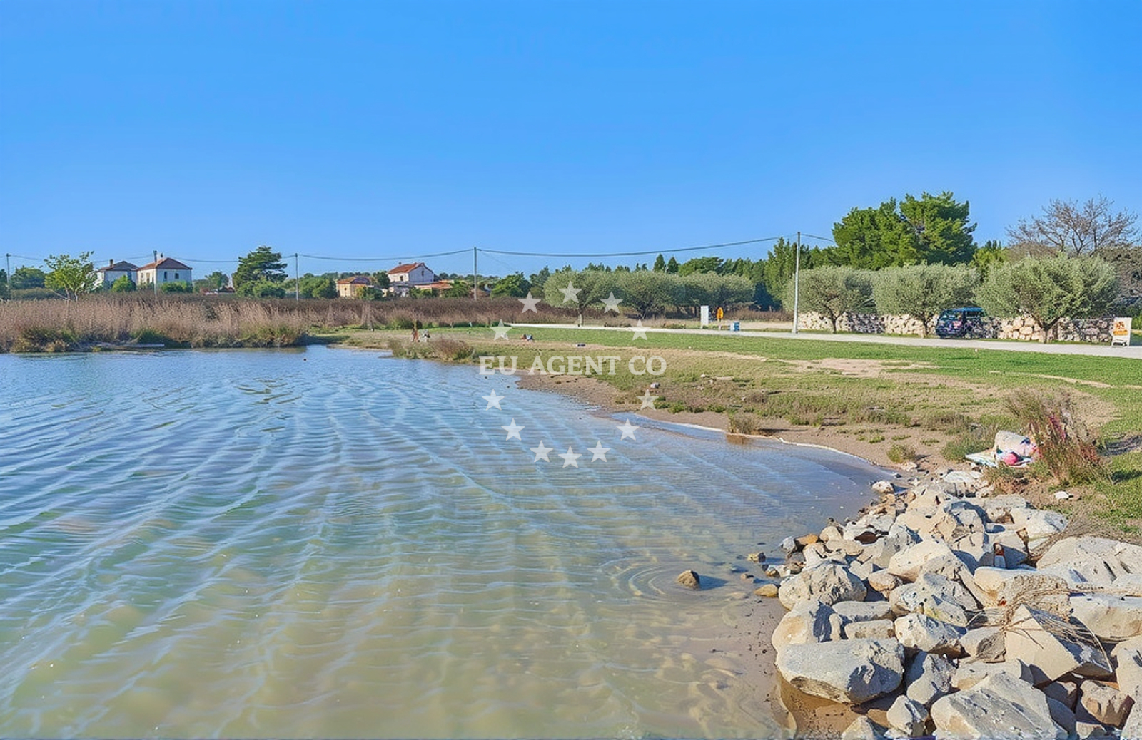 Additional view of Sonković: beaches and coves (2) in Sonković