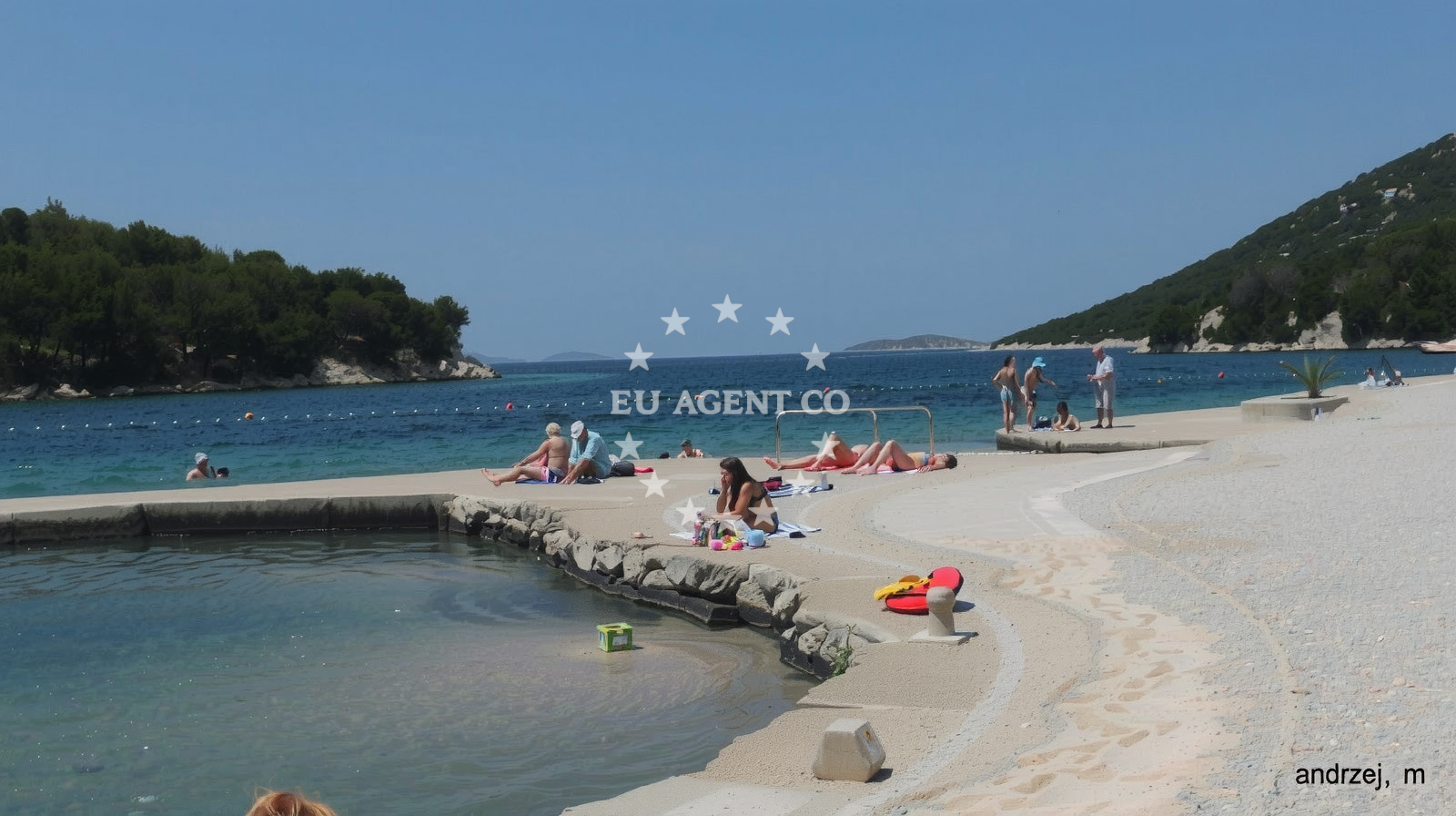 Sea and coastal view of Sovja beach in Put Slobode 23 Stan, Tribunj