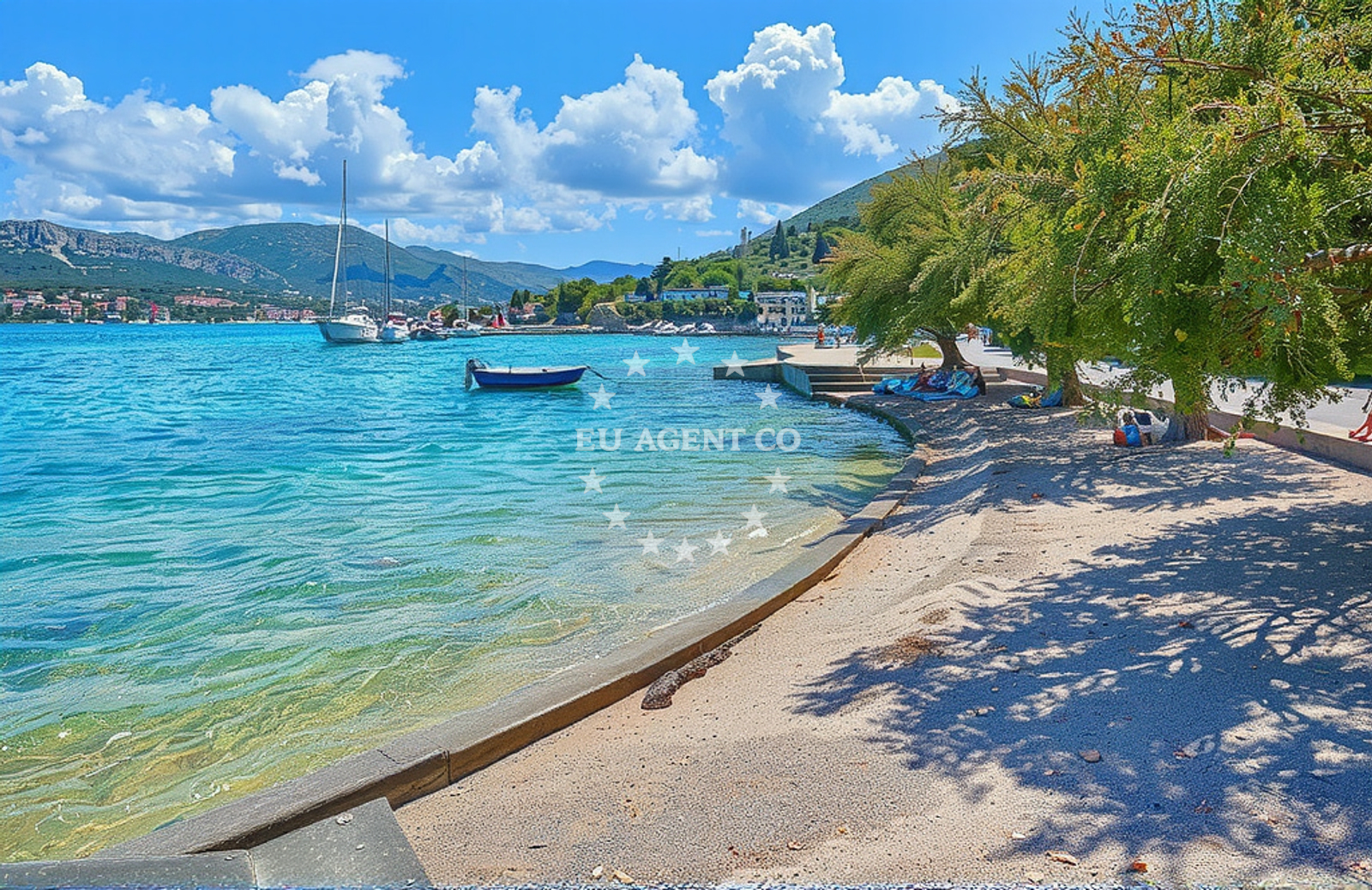 Shoreline and swimming area at Šparadići, Grebaštica Beach in Šparadići
