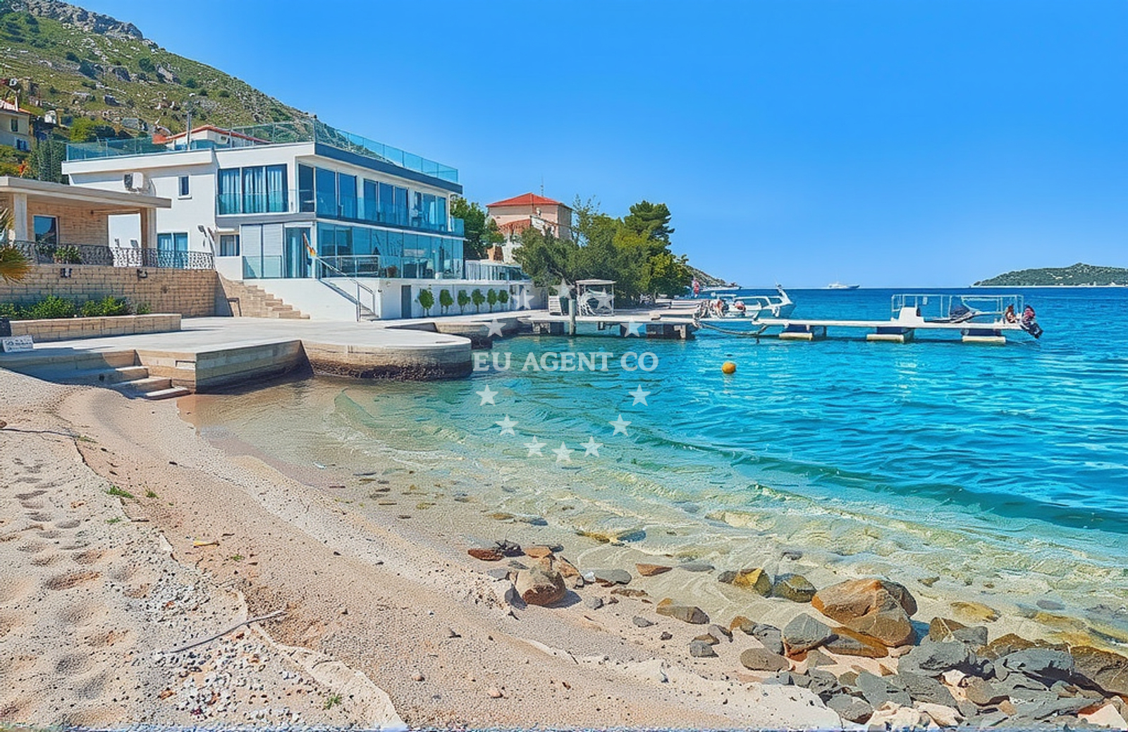 Beach facilities and surroundings at Šparadići, Grebaštica Beach in Šparadići