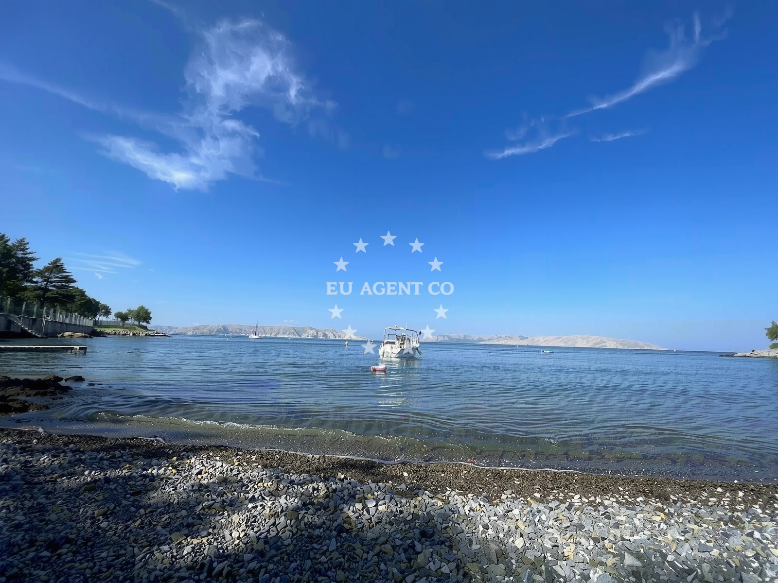Shoreline and swimming area at Spiaggia di Ghiaia in Zakosa 23 Sveti Juraj, Sveti Juraj
