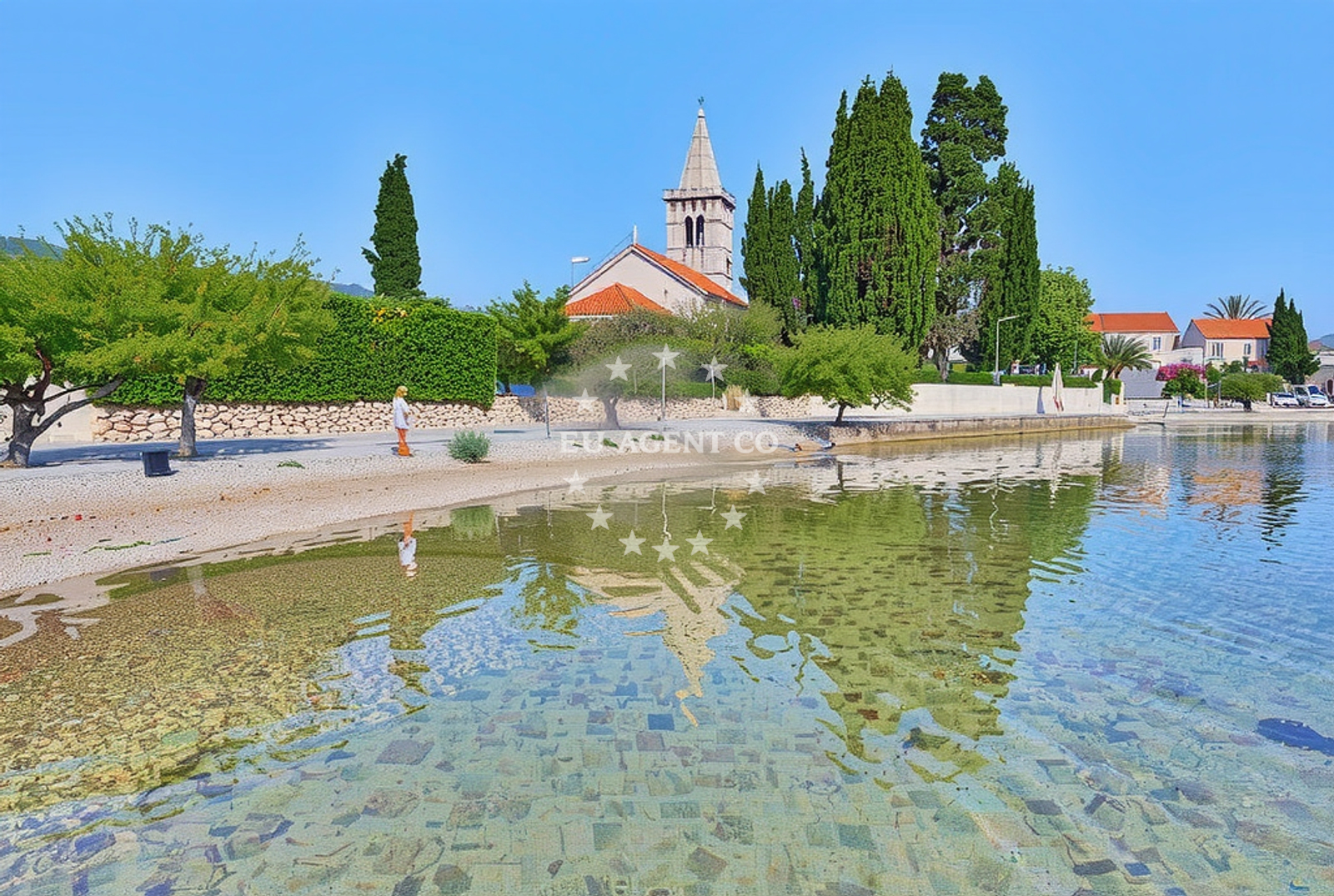 Shoreline and swimming area at Sreser: beaches and coves (4) in Sreser