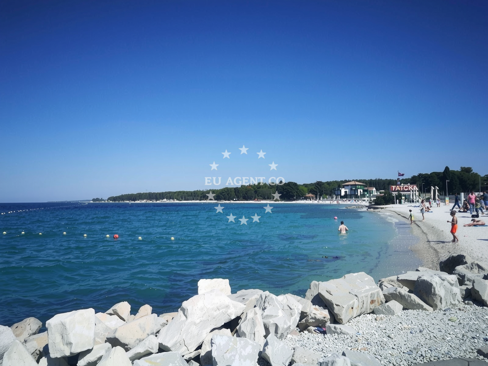 Additional view of Stara Fazana beach in Piazza Grande 3, Fažana