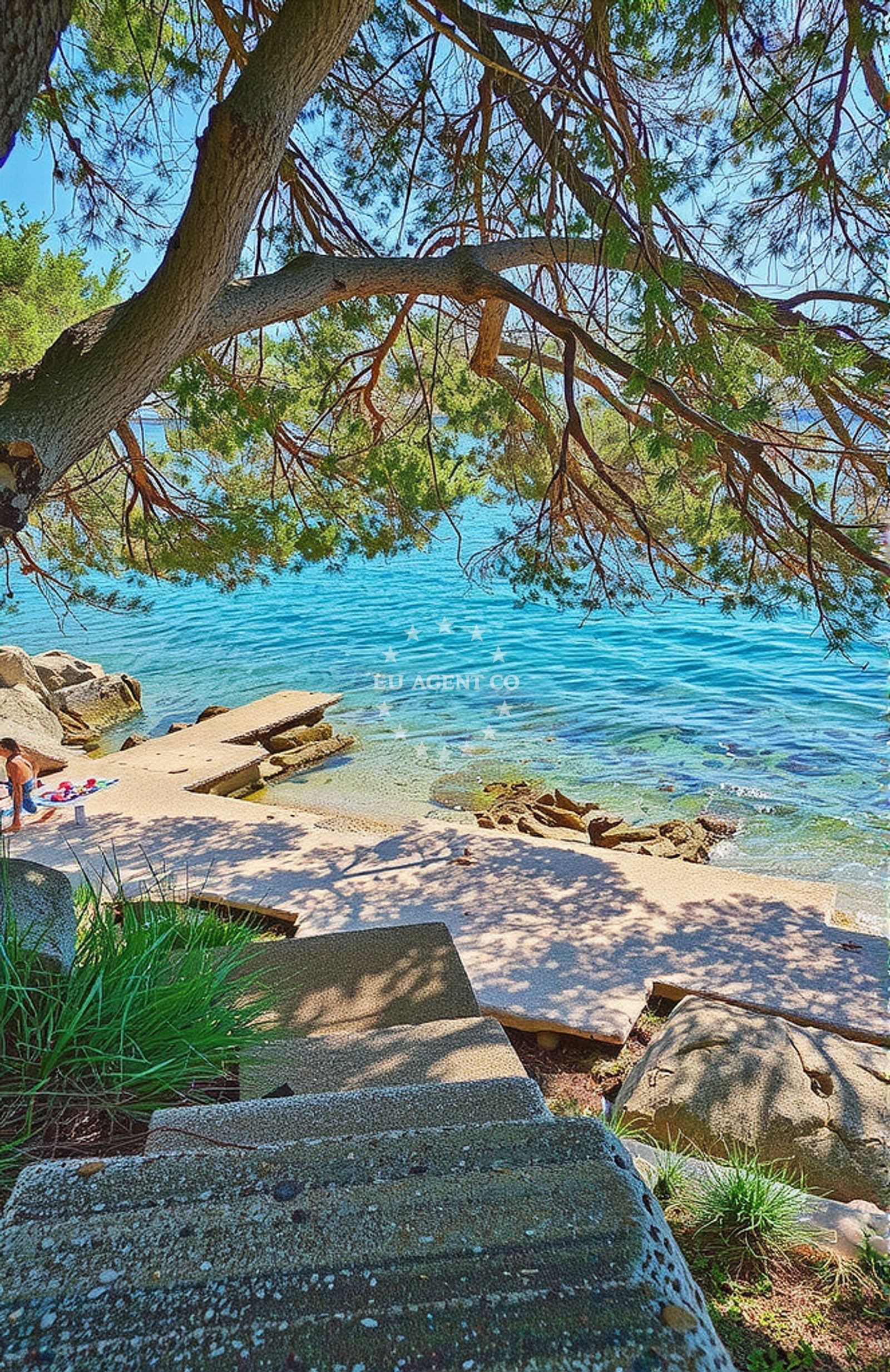 Additional view of Stara Gavza, Cres (Cres) Beach in Stara Gavza