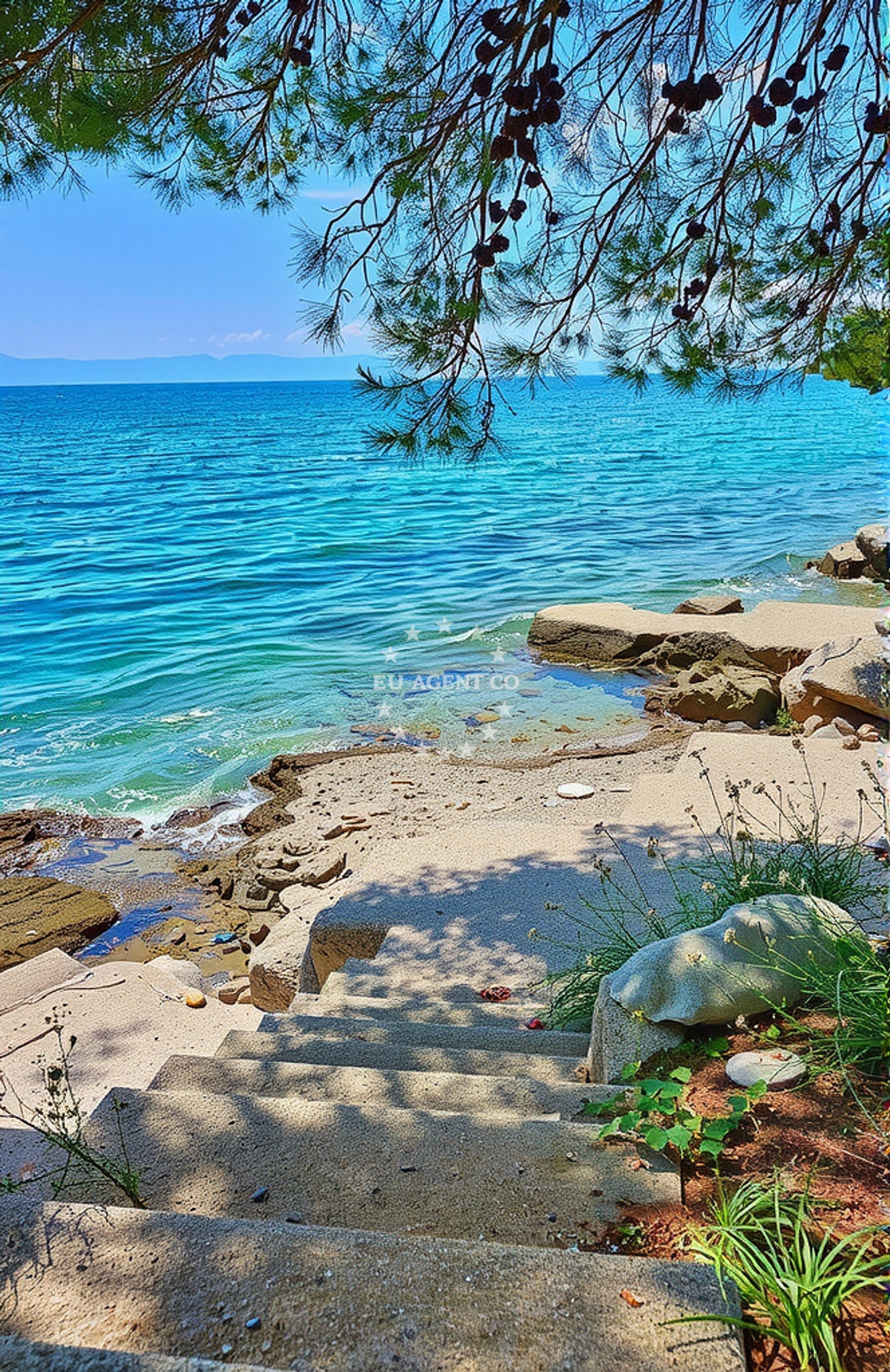 Additional view of Stara Gavza, Cres (Cres) Beach in Stara Gavza
