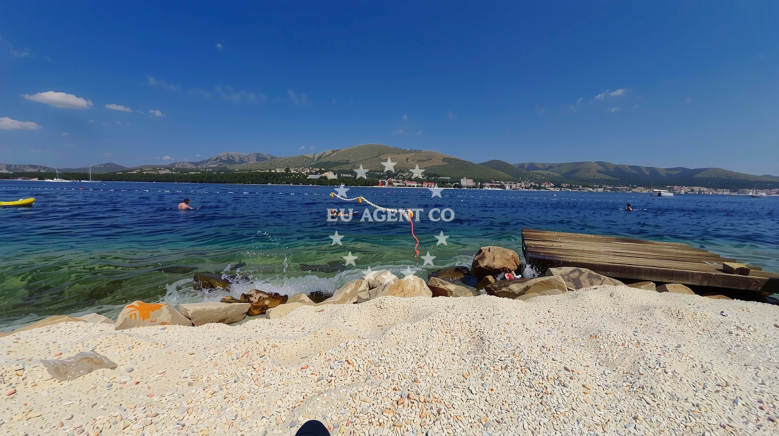 Additional view of Stari Porat beach in Put Rudeja 4, Okrug Donji