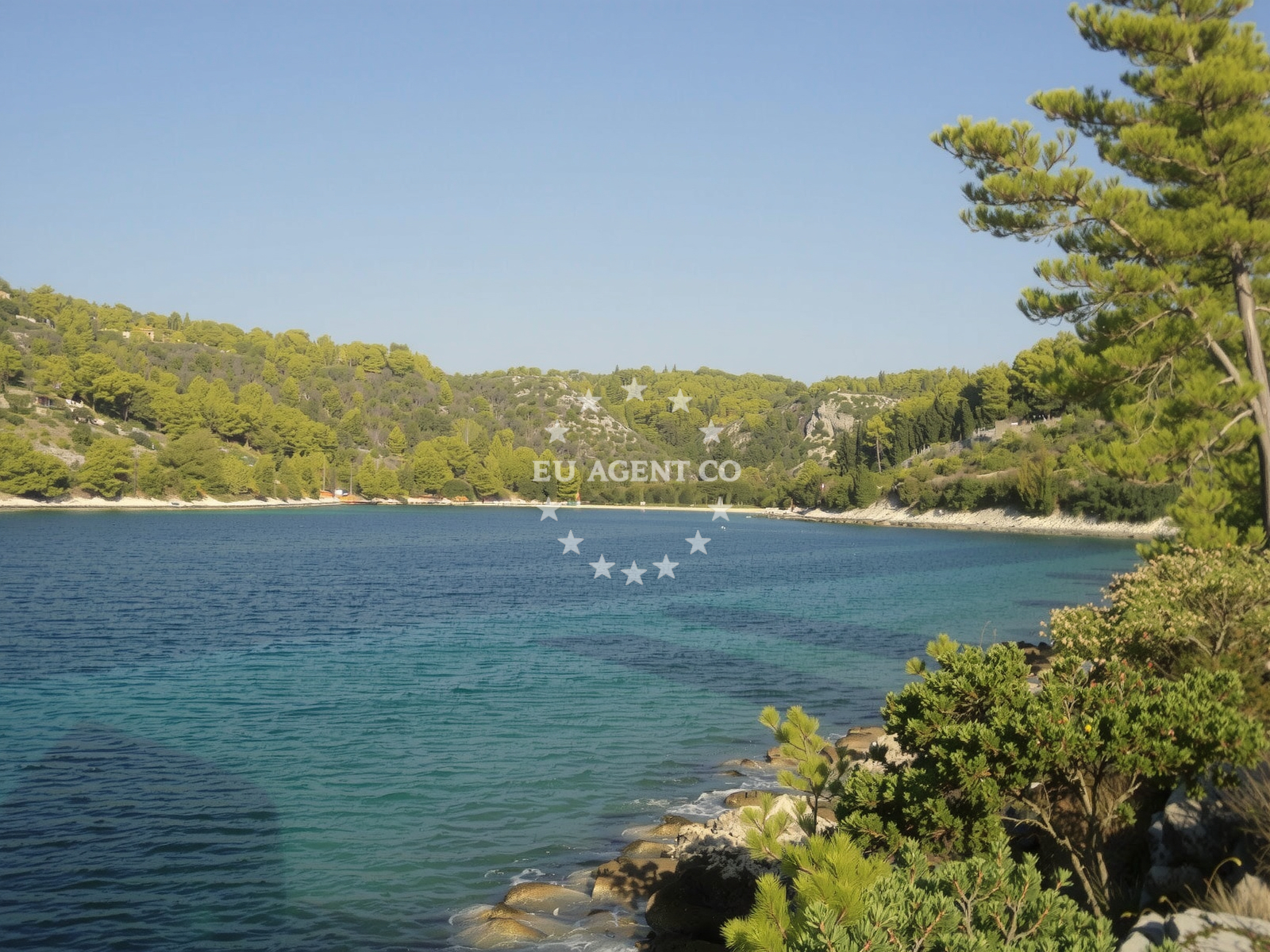 Beach facilities and surroundings at Stiniva Bay in Brace Ivanovic Valerijev 11, Sutivan