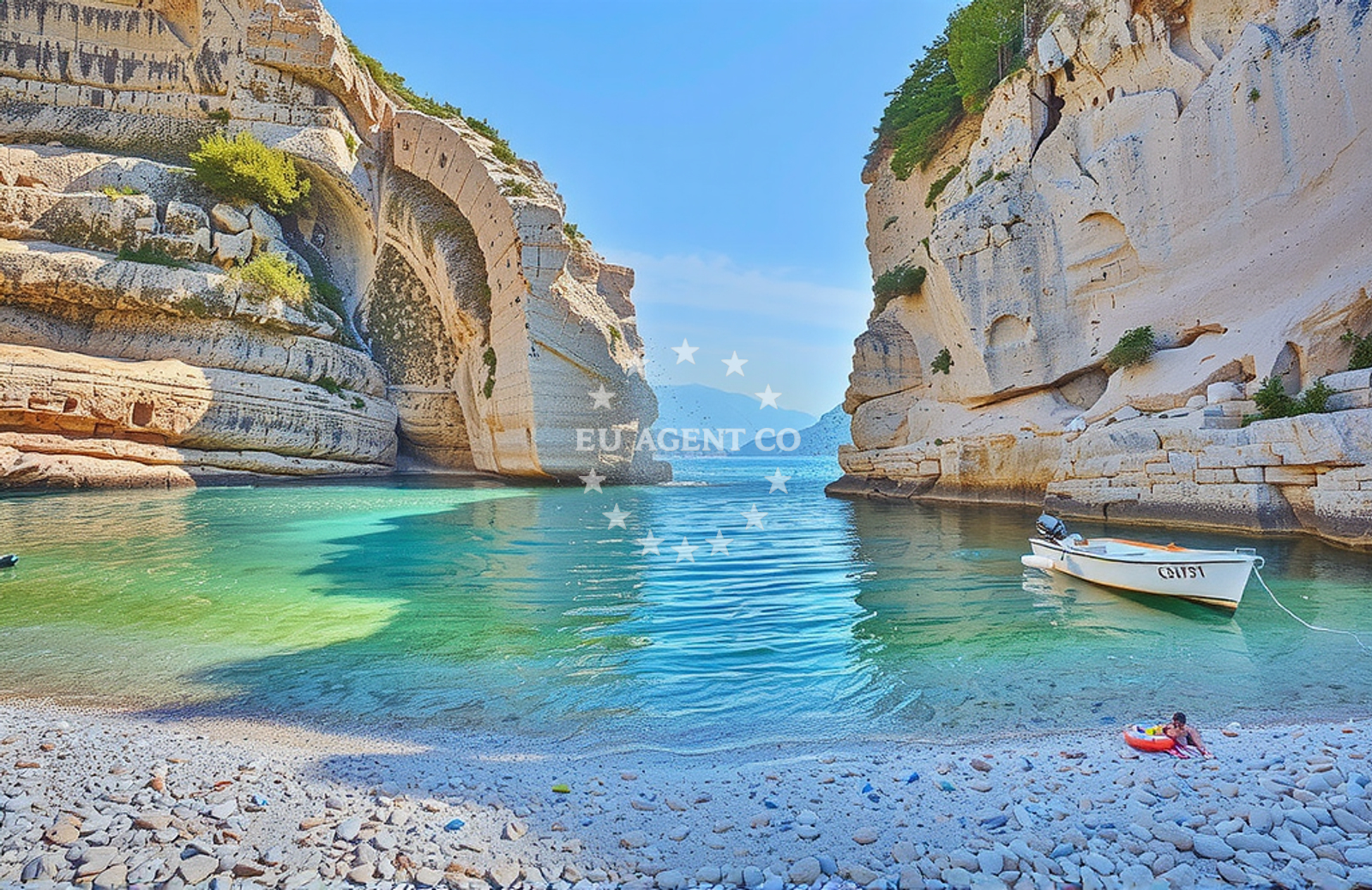 Additional view of Stiniva Beach in Žužeca 5, Vis