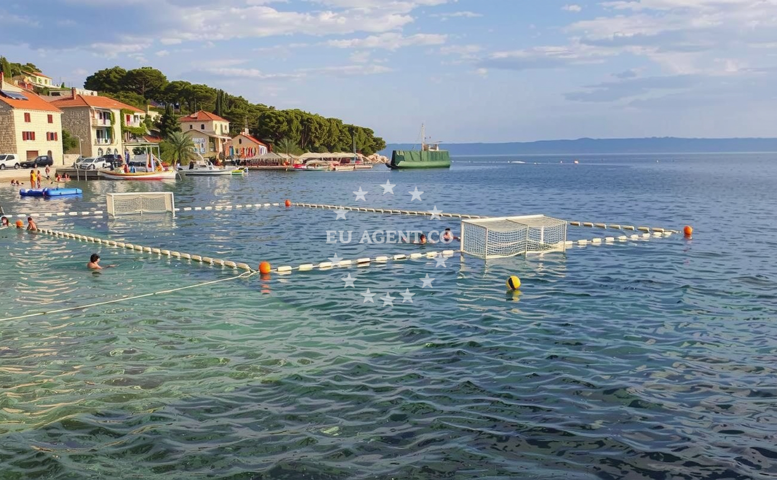 Additional view of Stipe beach in Ul. Franjevca Leonarda Buljana 2, Sumartin