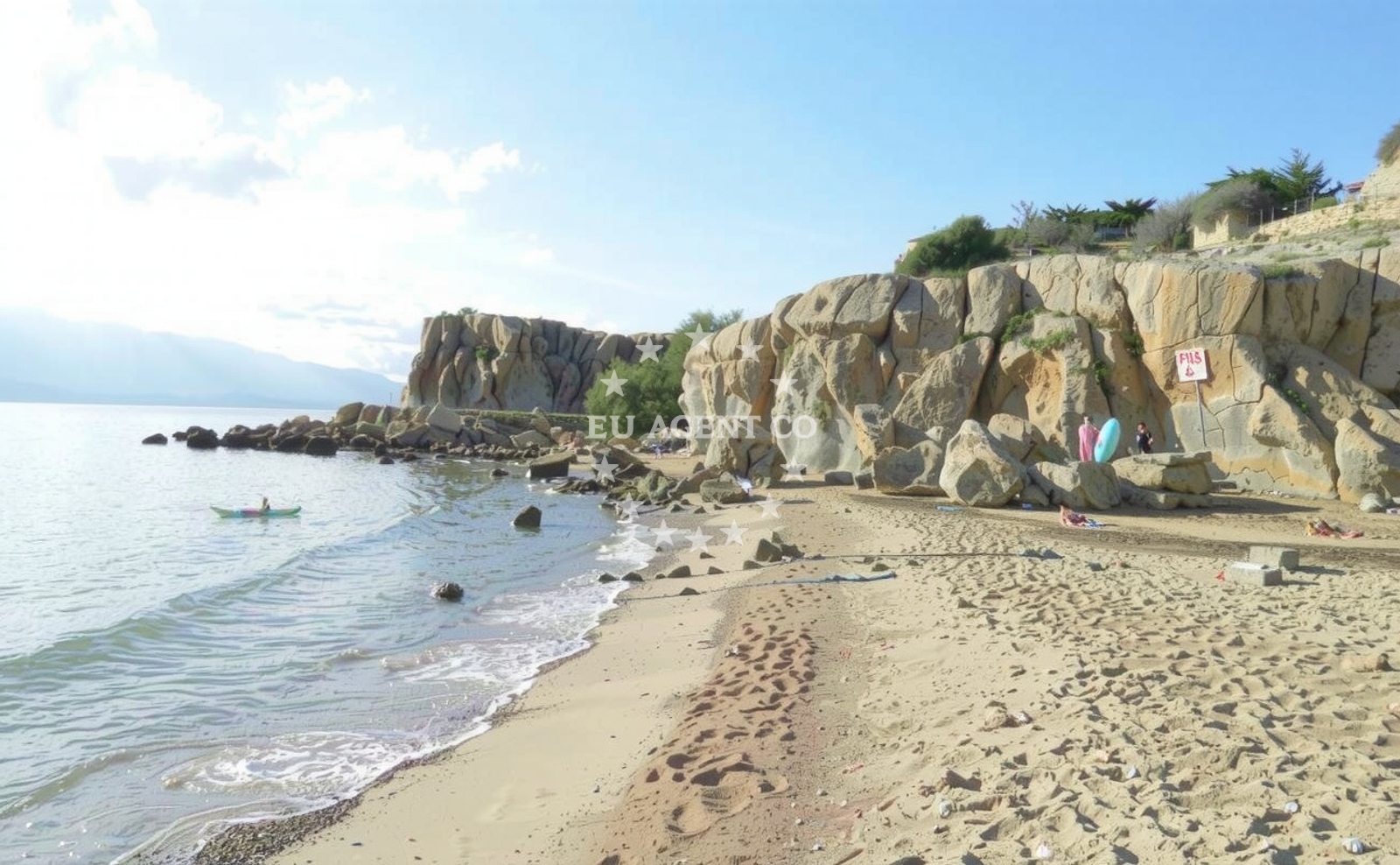 Beach facilities and surroundings at Stolac beach in Lopar 567, Lopar