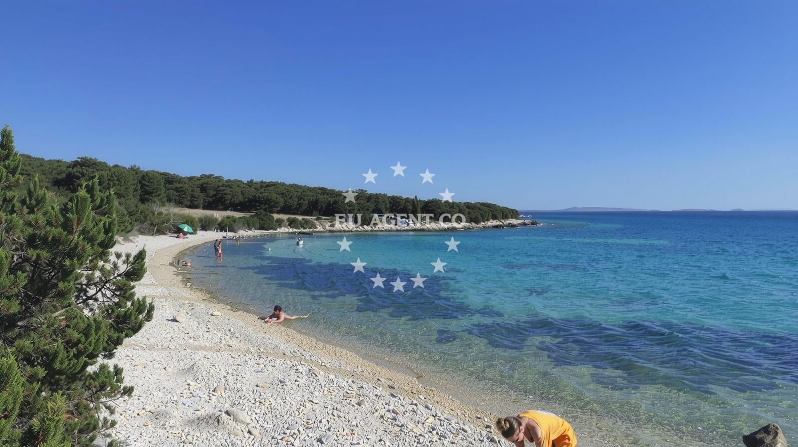 Shoreline and swimming area at Stork beach in 109 Šimuni, Šimuni