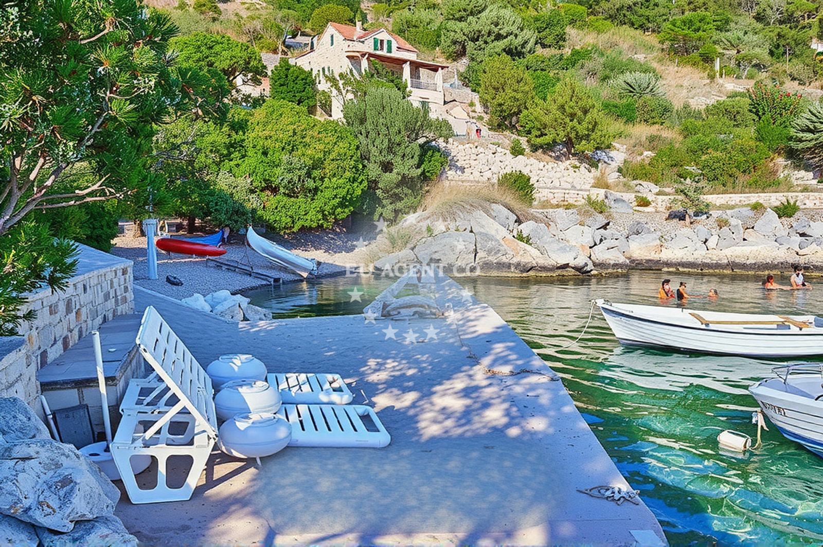 Additional view of Stračinska istok, Gornje Selo (Šolta) Beach in Stračinska istok