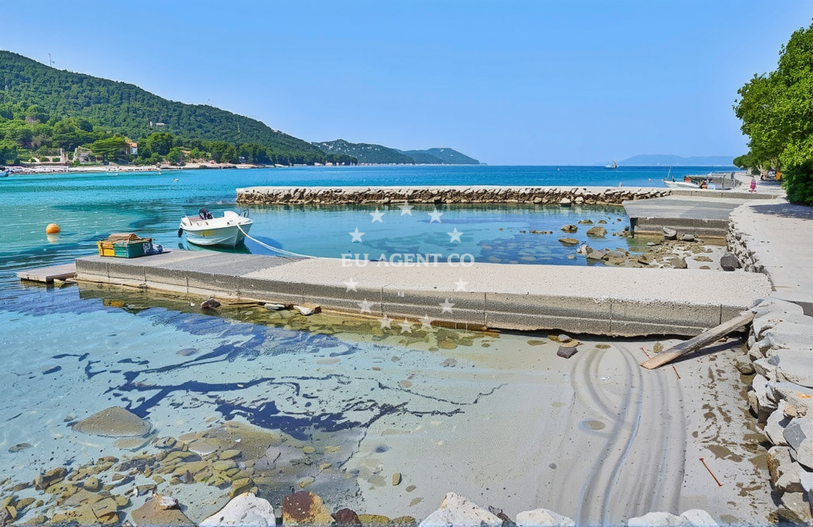 Shoreline and swimming area at Sućuraj (Hvar): beaches and coves (11) in Sućuraj (Hvar)