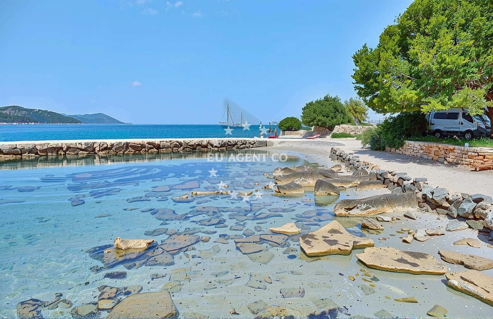 Additional view of Sućuraj (Hvar): beaches and coves (11) in Sućuraj (Hvar)