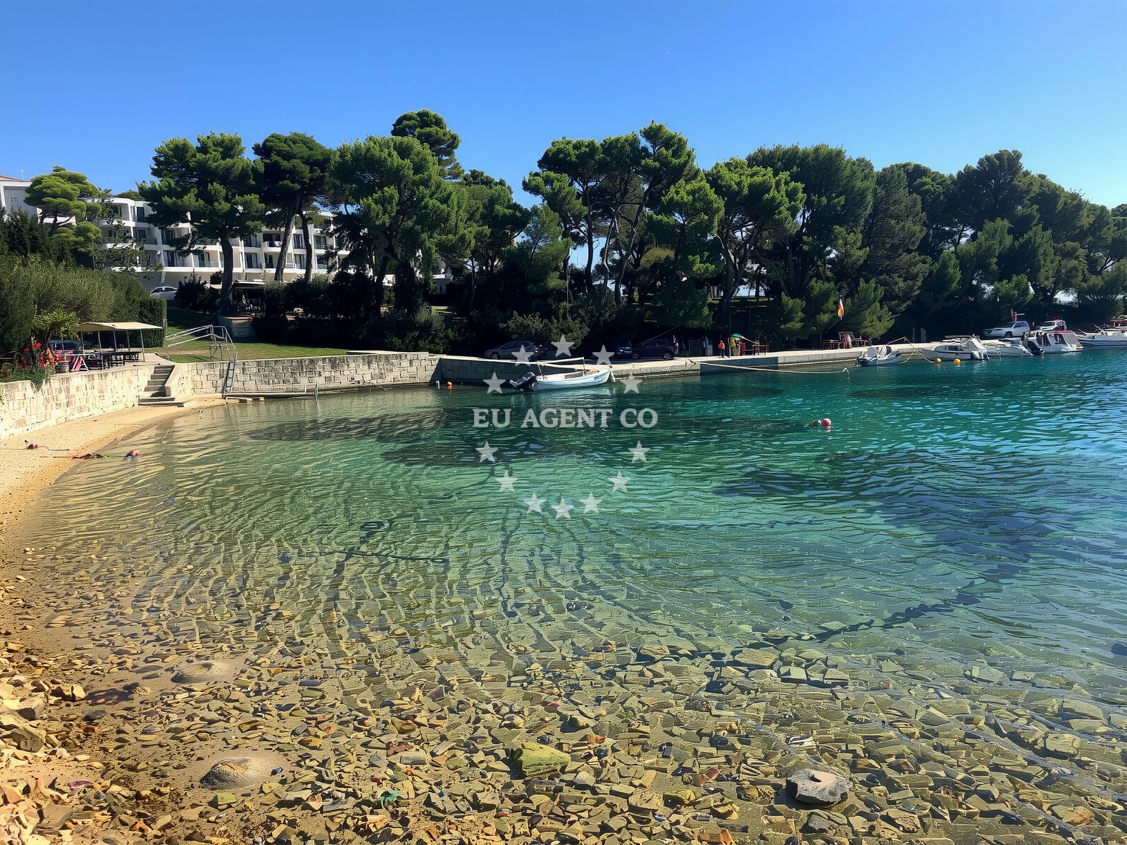 Shoreline and swimming area at Suha Punta II beach in Kampor 99, Rab