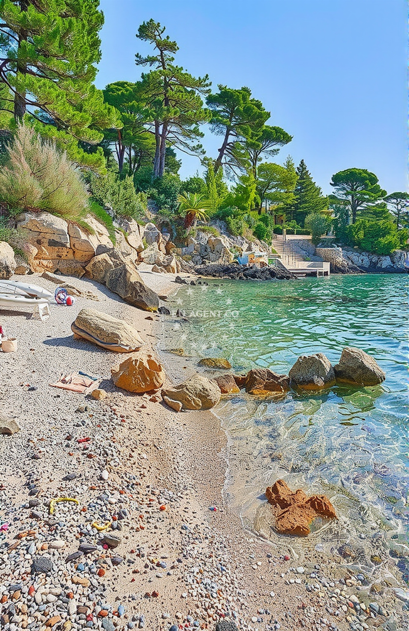Shoreline and swimming area at Suha punta, Kampor (Rab) Beach in Suha punta