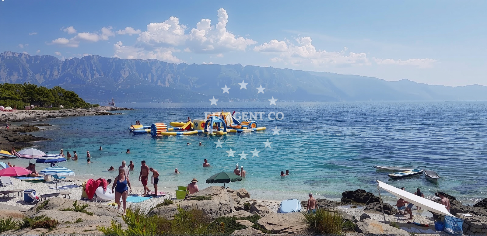 Sea and coastal view of Sumartin beach in Put lanterne 10, Sumartin