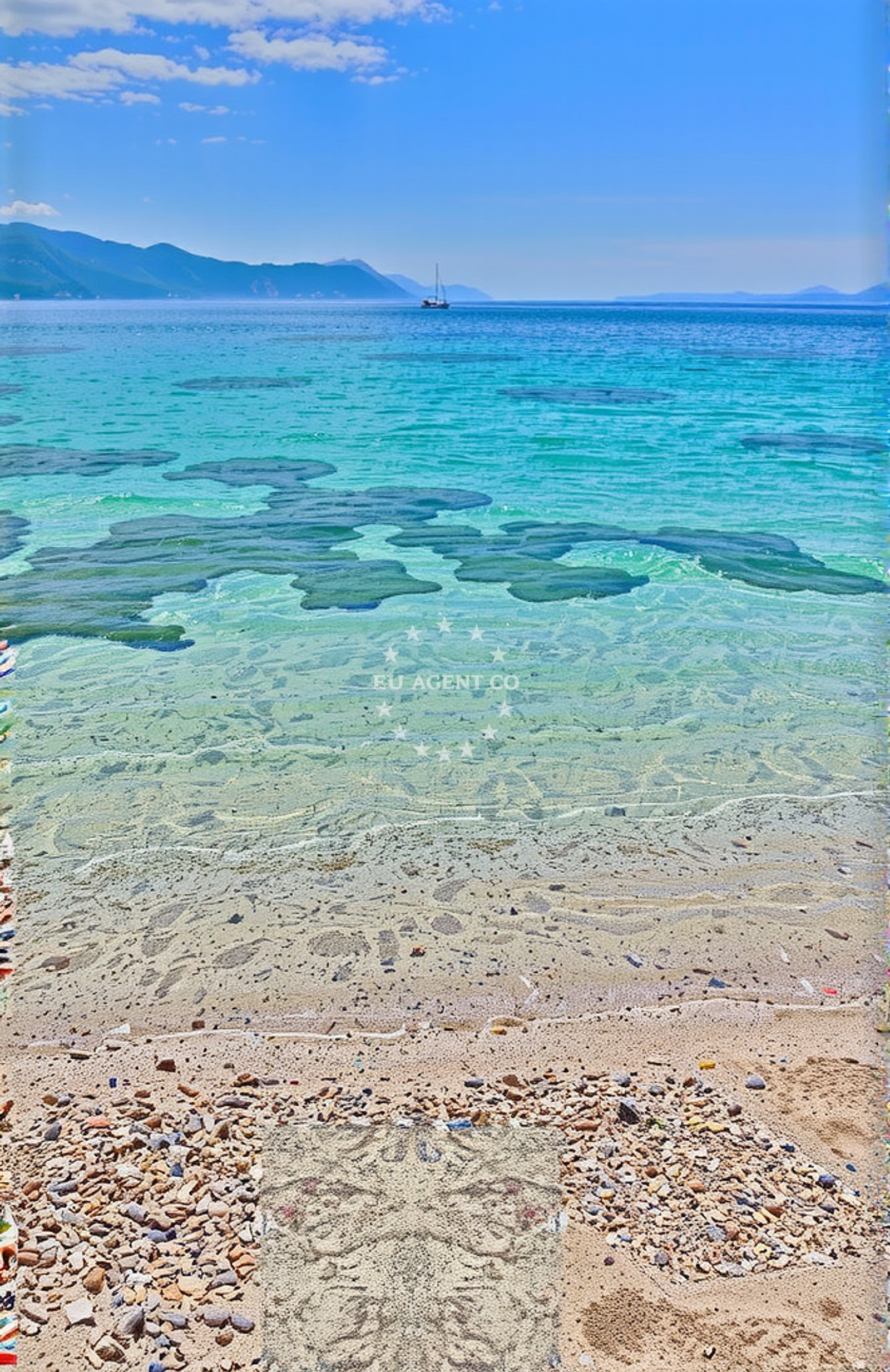 Additional view of Sumartin beach in Put lanterne 10, Sumartin