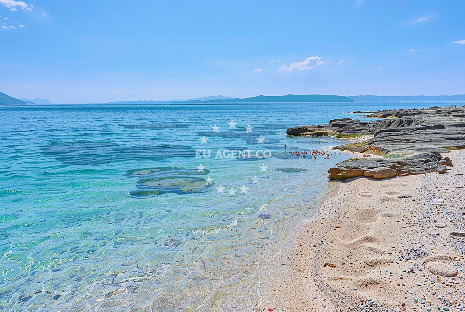 Additional view of Sumartin beach in Put lanterne 10, Sumartin