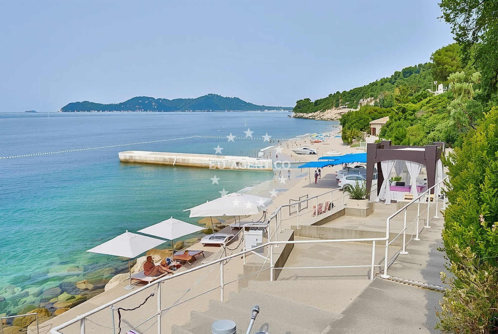 Additional view of Sun Gardens beach