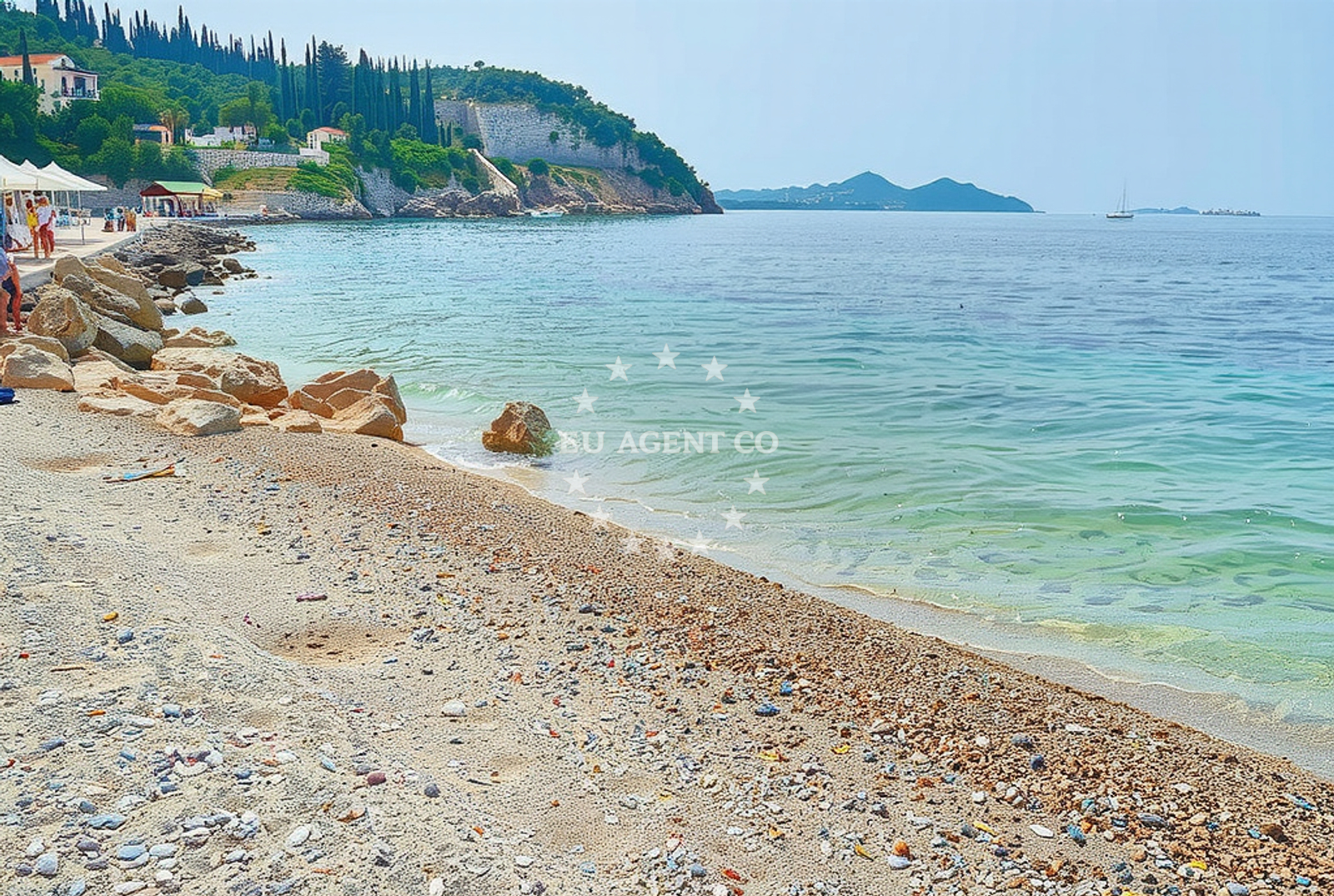 Additional view of Sun Gardens beach