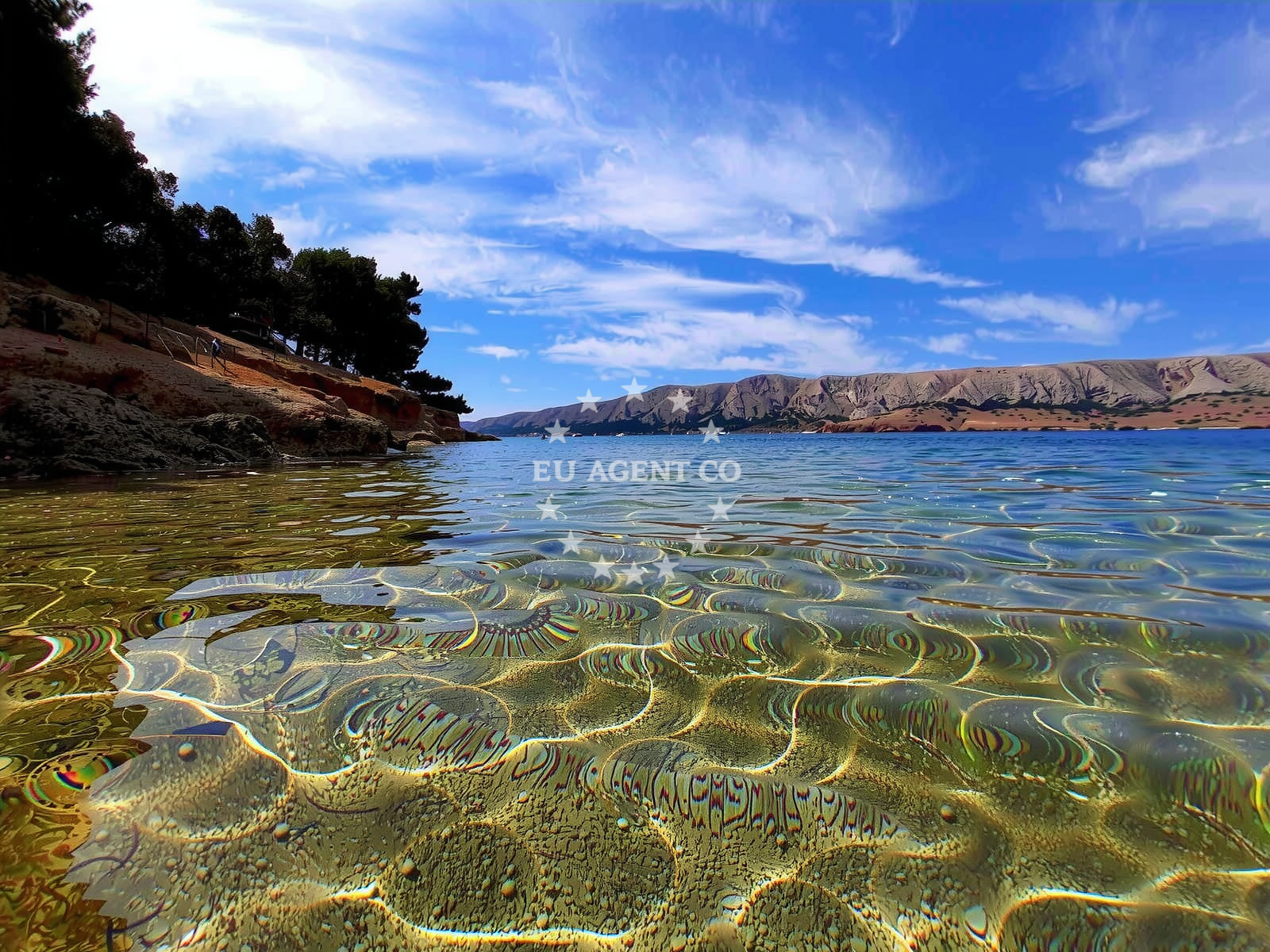 Additional view of Suncana beach in Metajna 110, Metajna