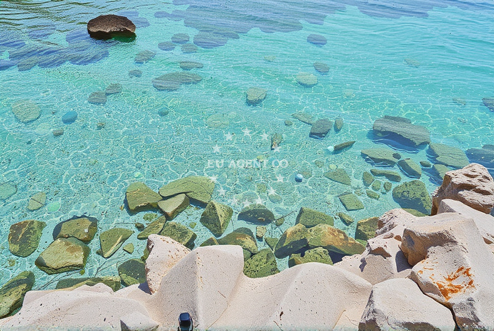 Sea and coastal view of Sušanj Cesarički: beaches and coves in Sušanj Cesarički