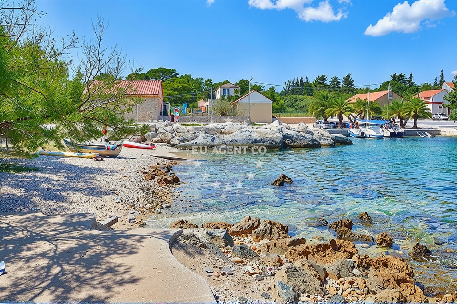 Overview of Sušica sredina, Ugljan (Ugljan) Beach in Sušica sredina