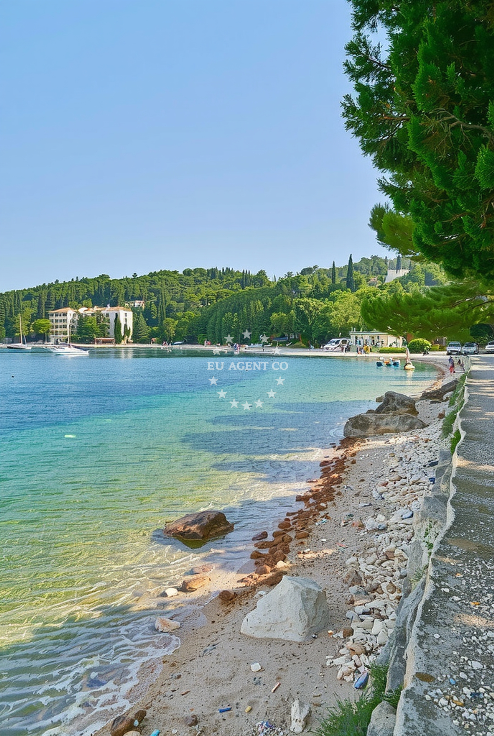 Beach facilities and surroundings at Sustjepan sjever, Cavtat Beach in Sustjepan sjever