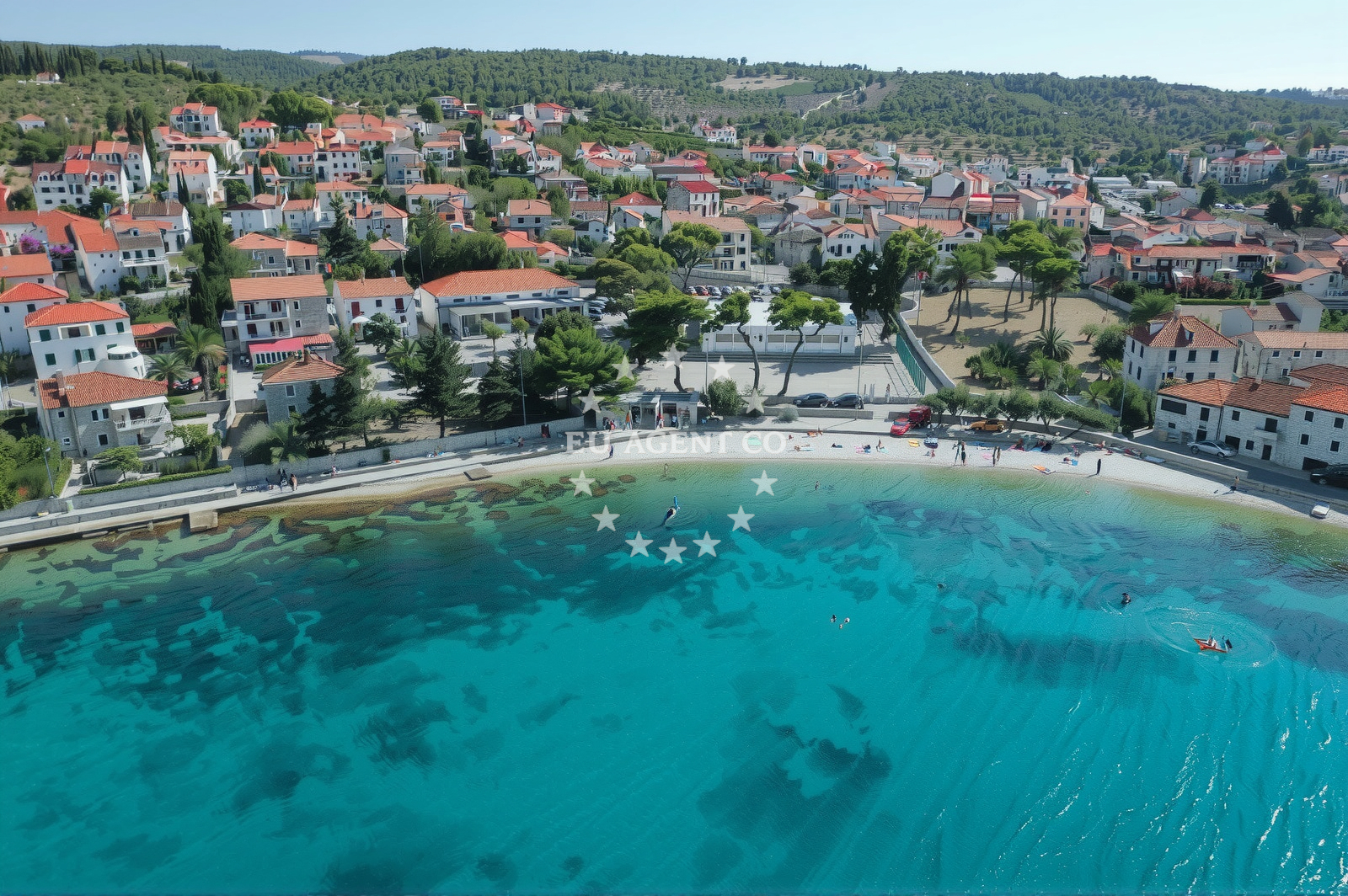 Shoreline and swimming area at Sutivan beach in Perića Kala 1, Sutivan