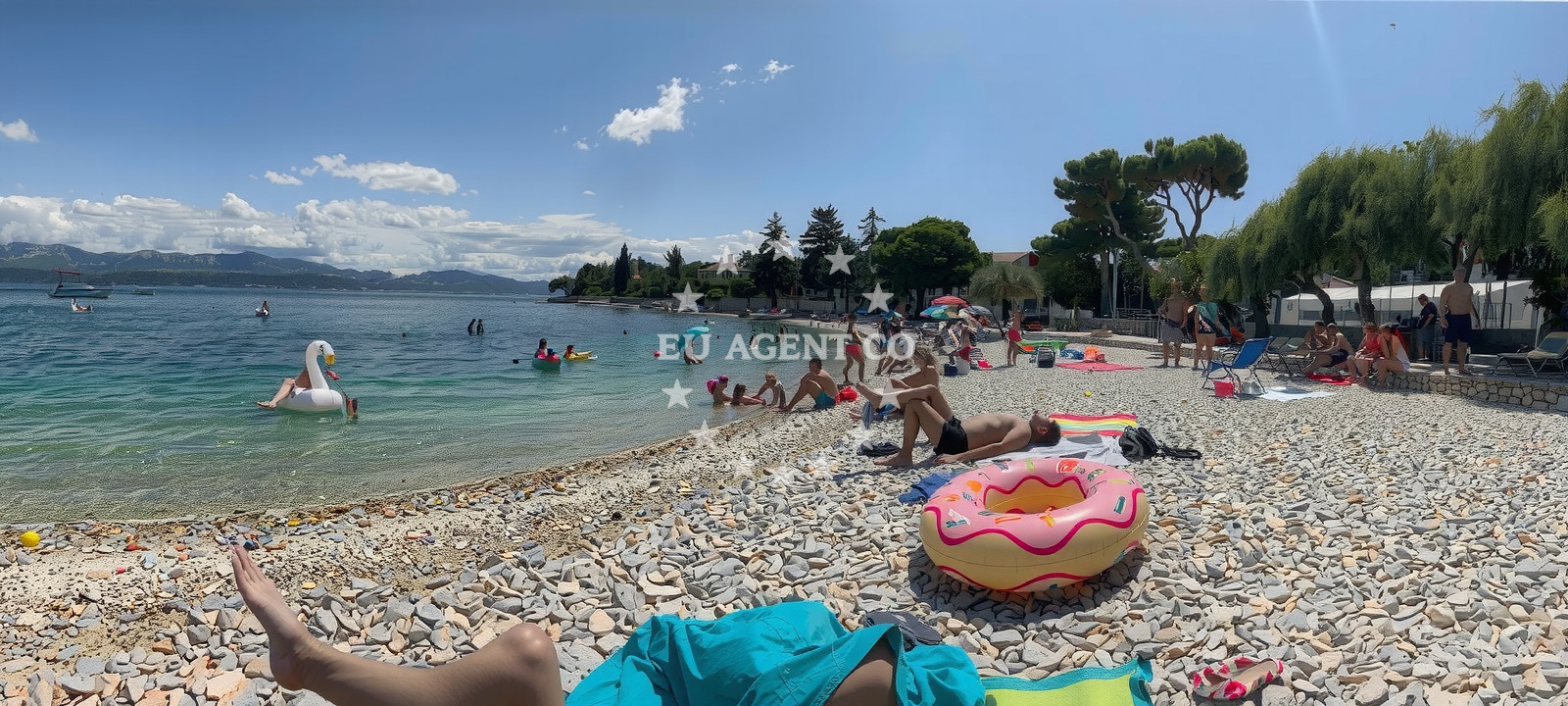 Additional view of Sutivan beach in Perića Kala 1, Sutivan