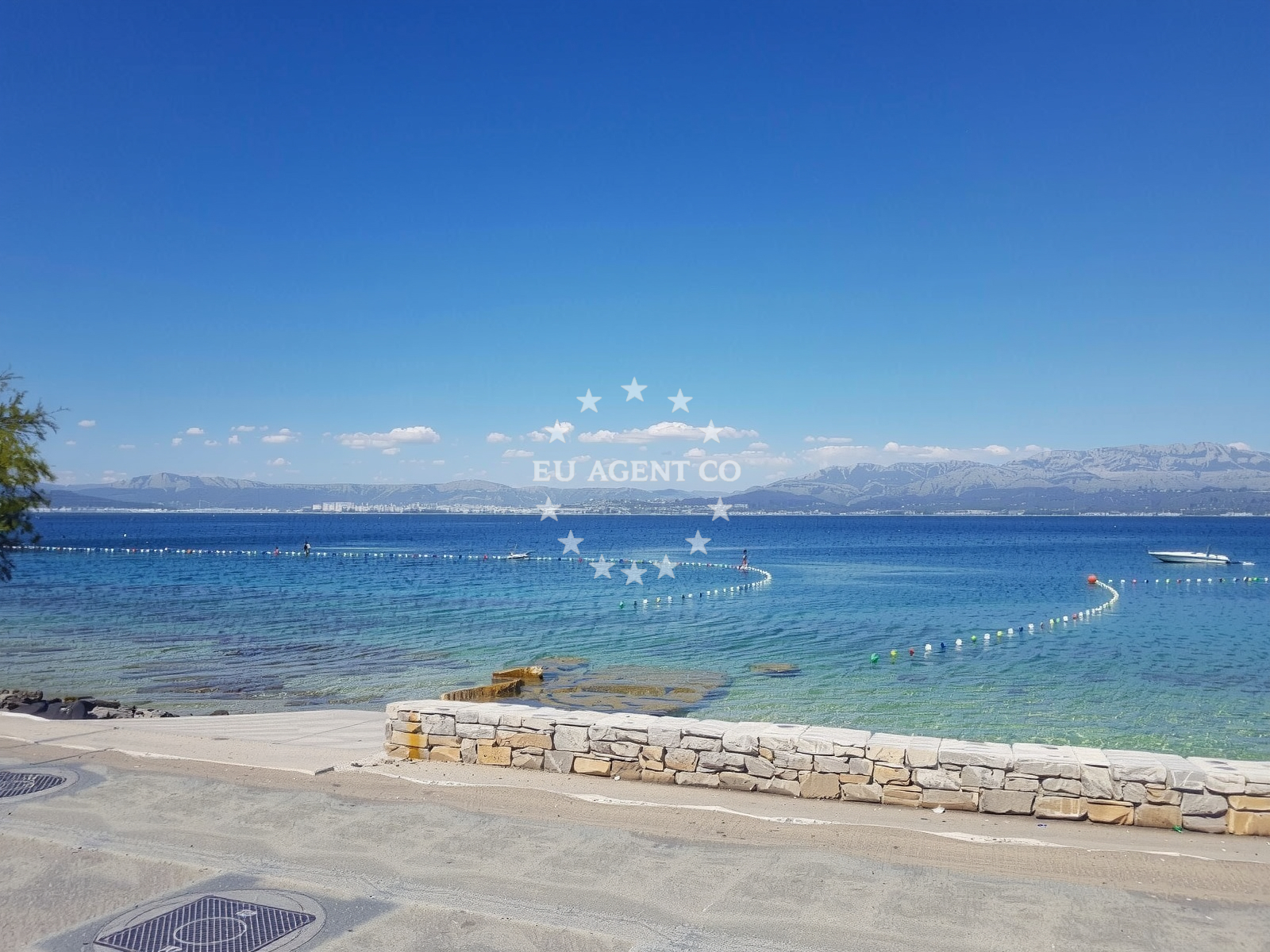 Sea and coastal view of Sutivan Beach in Put Bistrice 2, Sutivan