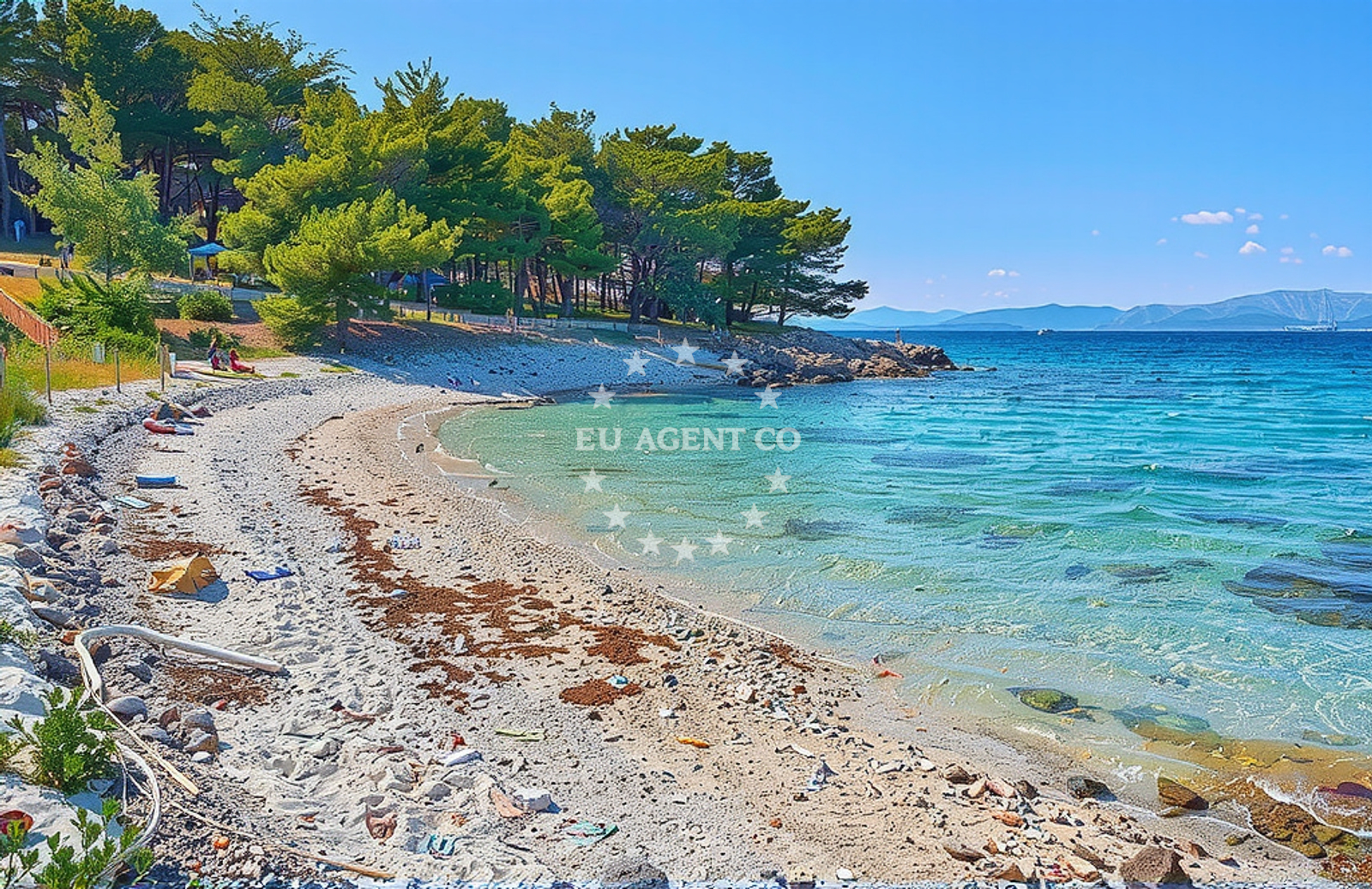 Additional view of Sutivan II beach in Braće Ivanović Valerijev 17, Sutivan